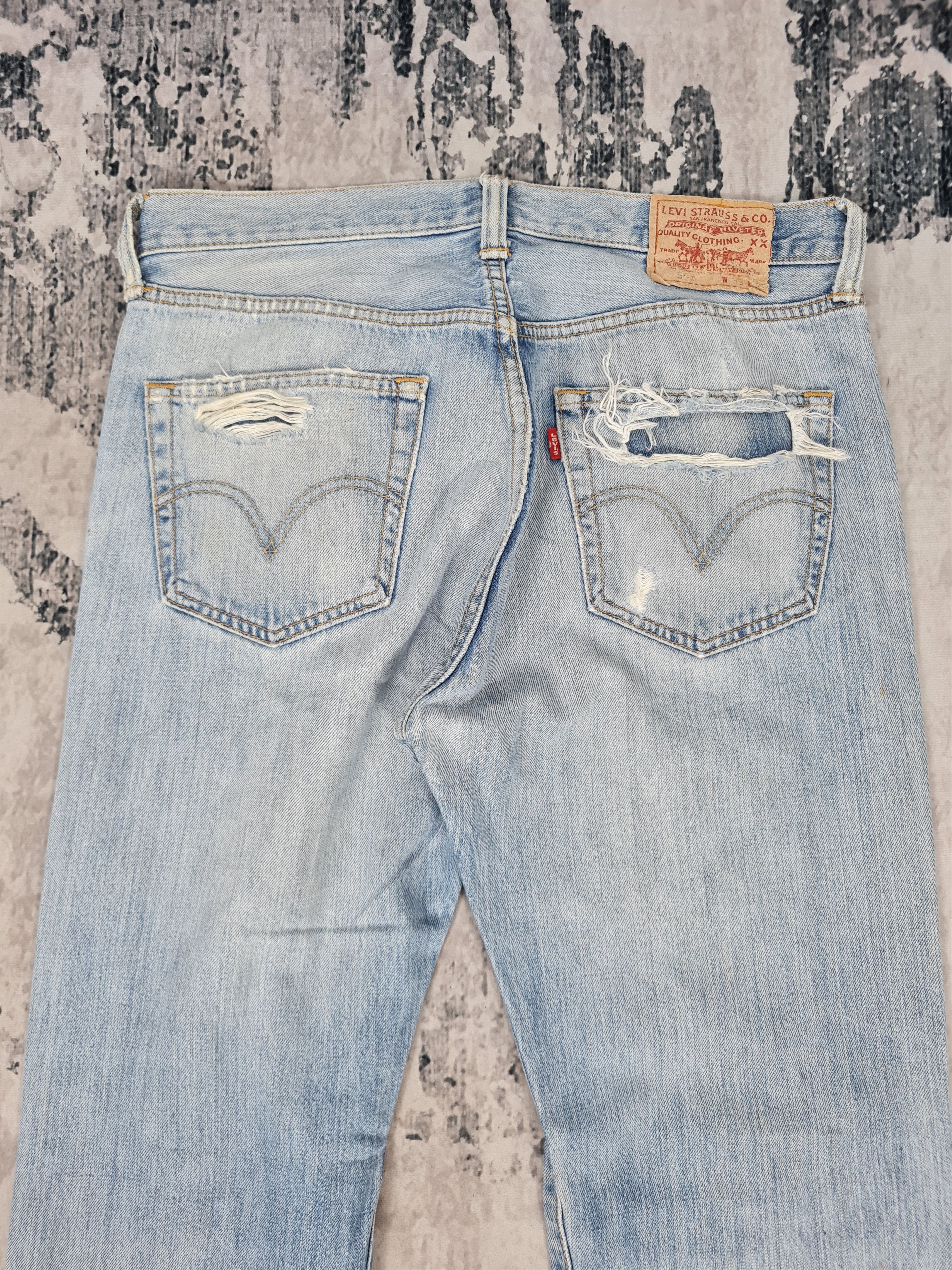 Levi's Vintage Clothing Vtg LEVIS 501 Distressed Faded Ripped Jeans L0381 Size 34X32 Size US 34 / EU 50 - 9 Thumbnail