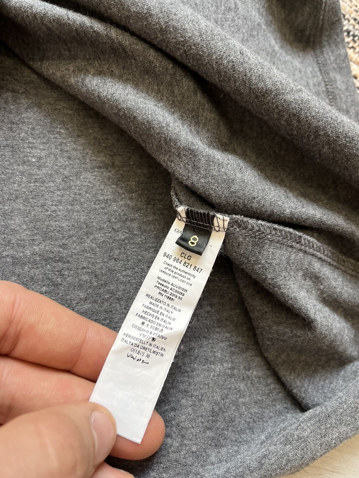 Versace × Vintage Vintage Versace Tshirt grey blank tee minimalistic logo Size US L / EU 52-54 / 3 - 16 Thumbnail