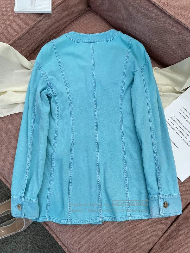 Chanel Chanel 21 Spring and Summer Blue Camelia brooch Denim Jack Size XS / US 0-2 / IT 36-38 - 4 Thumbnail