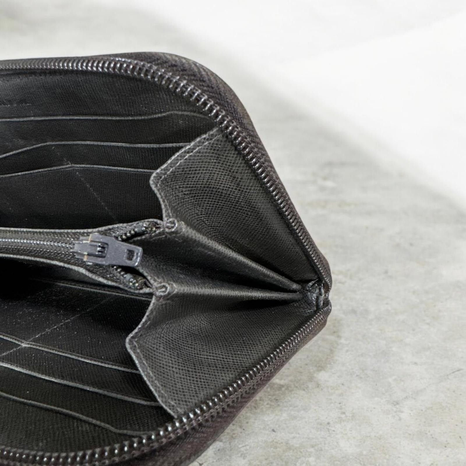 Prada Prada - Leather Zip Around Wallet in Black Size ONE SIZE - 8 Thumbnail