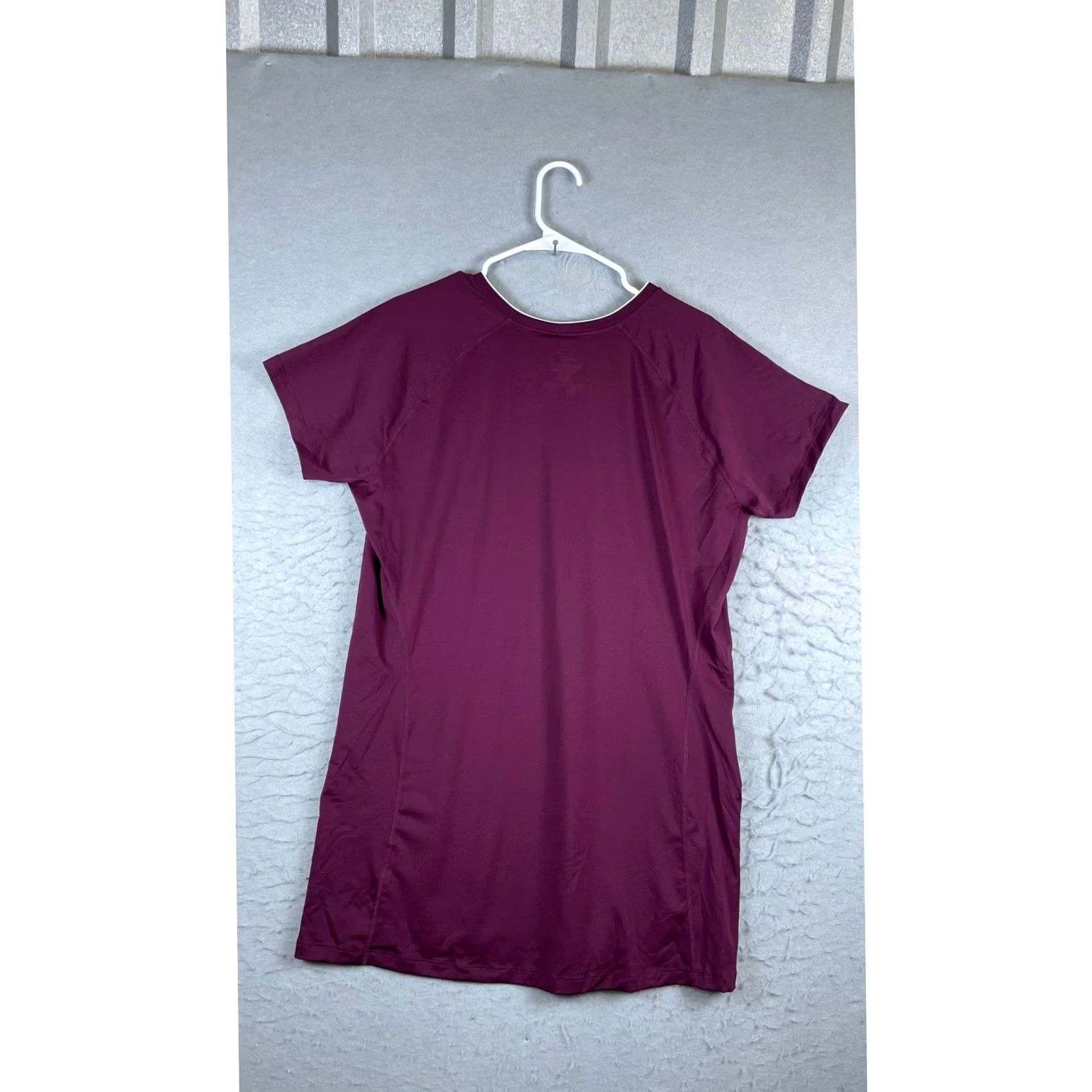 Nike Nike Pro Combat Shirt Mens 3XL Maroon Dri-Fit Fitted V-Neck Base Layer Size US XXL / EU 58 / 5 - 3 Thumbnail