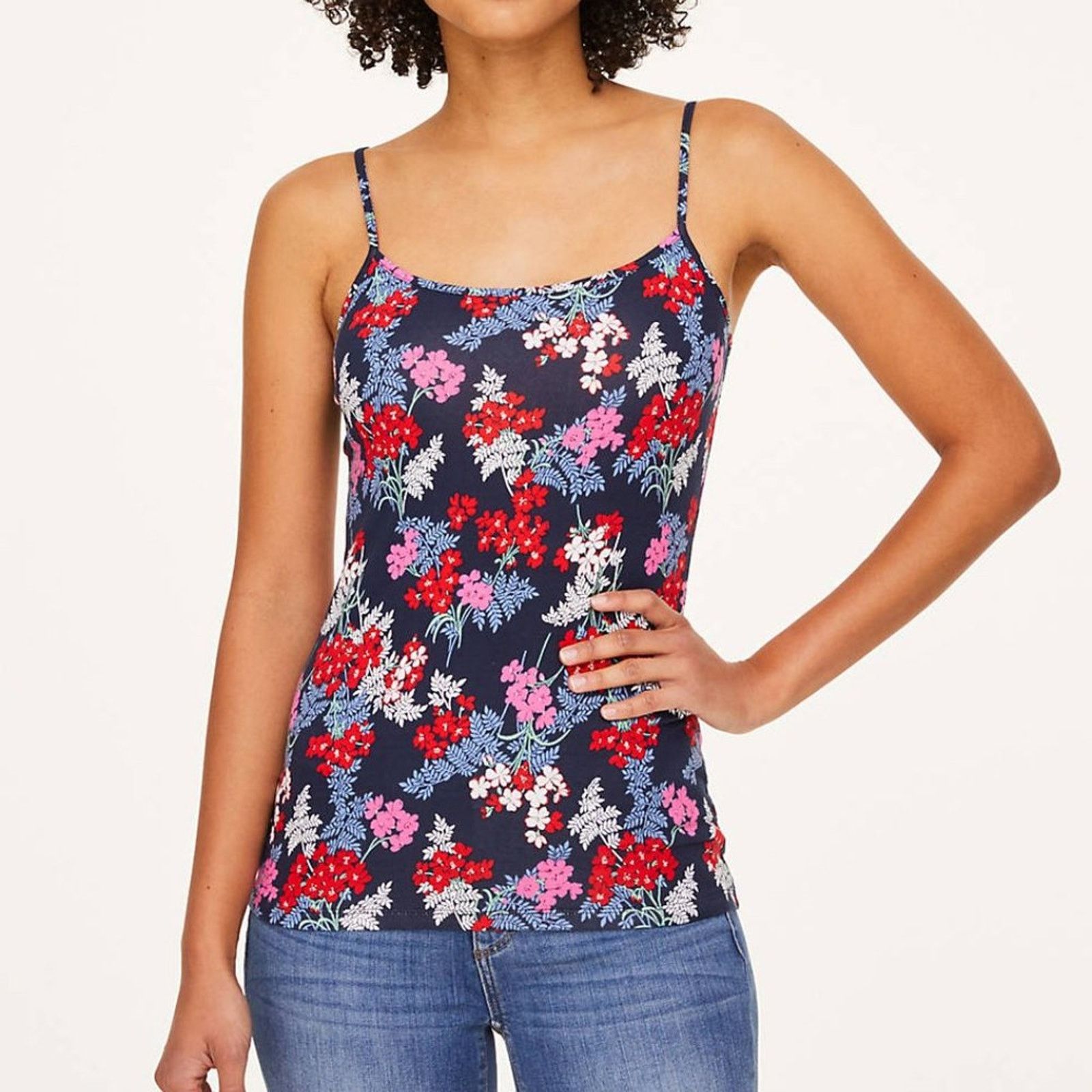 Loft LOFT Blue & Red Floral Scoop Neck Cami Size XS / US 0-2 / IT 36-38 - 2 Thumbnail