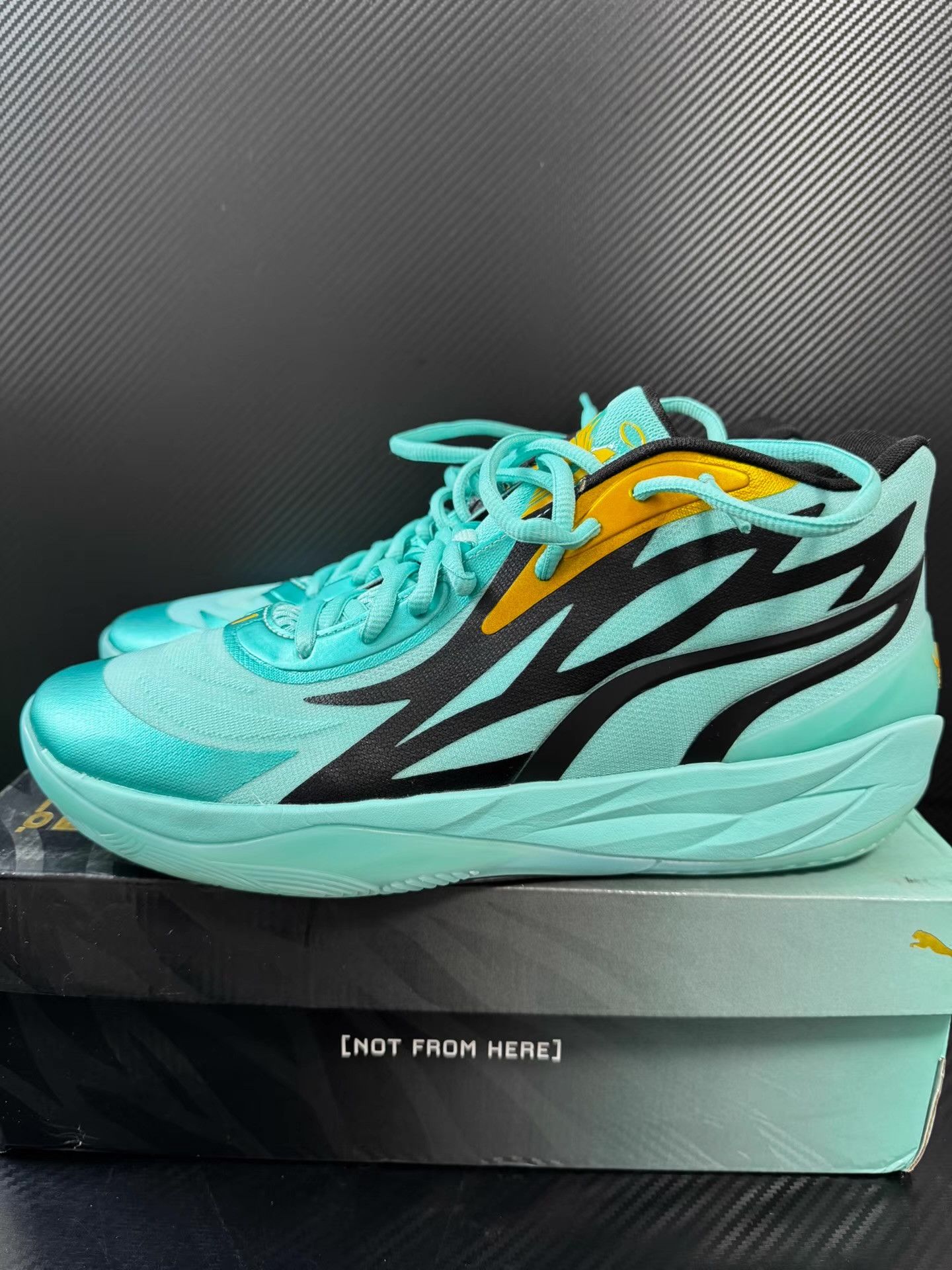 Nike PUMA MB.02 LaMelo Ball 2 Q10 Size US 11 / EU 44 - 1 Thumbnail