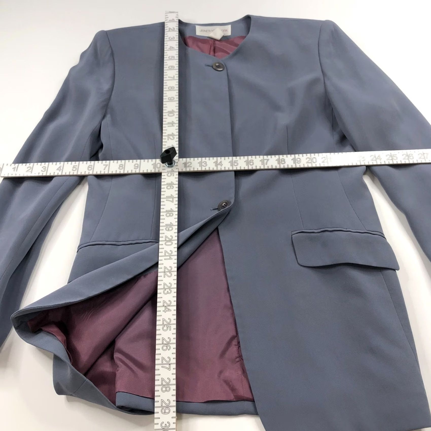 Jones New York VINTAGE Jones New York 100% Silk Button Padded Blazer Jacket Gray MINT Women 10 Modern? Size L / US 10 / IT 46 - 5 Thumbnail