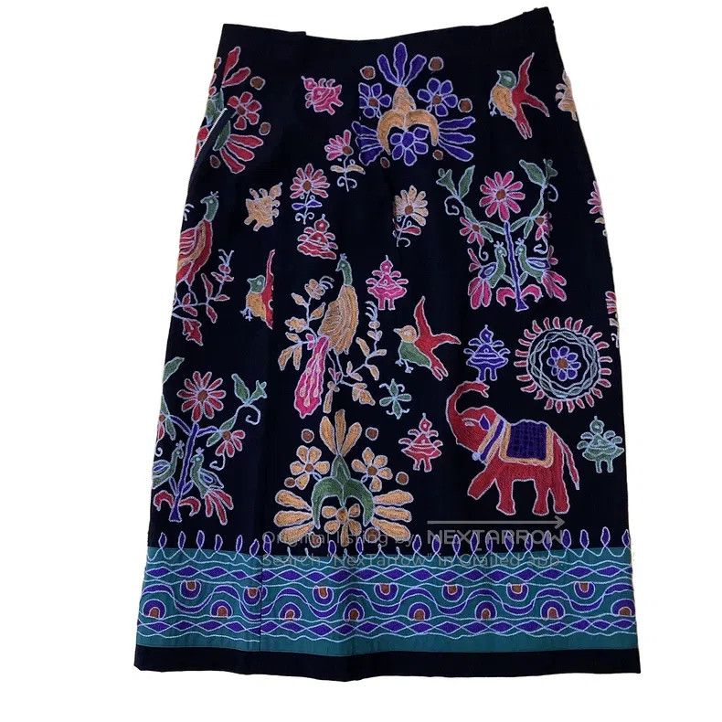 Comme des Garcons Comme Des Garcons size M Embroidered half skirt Size 22" - 4 Thumbnail