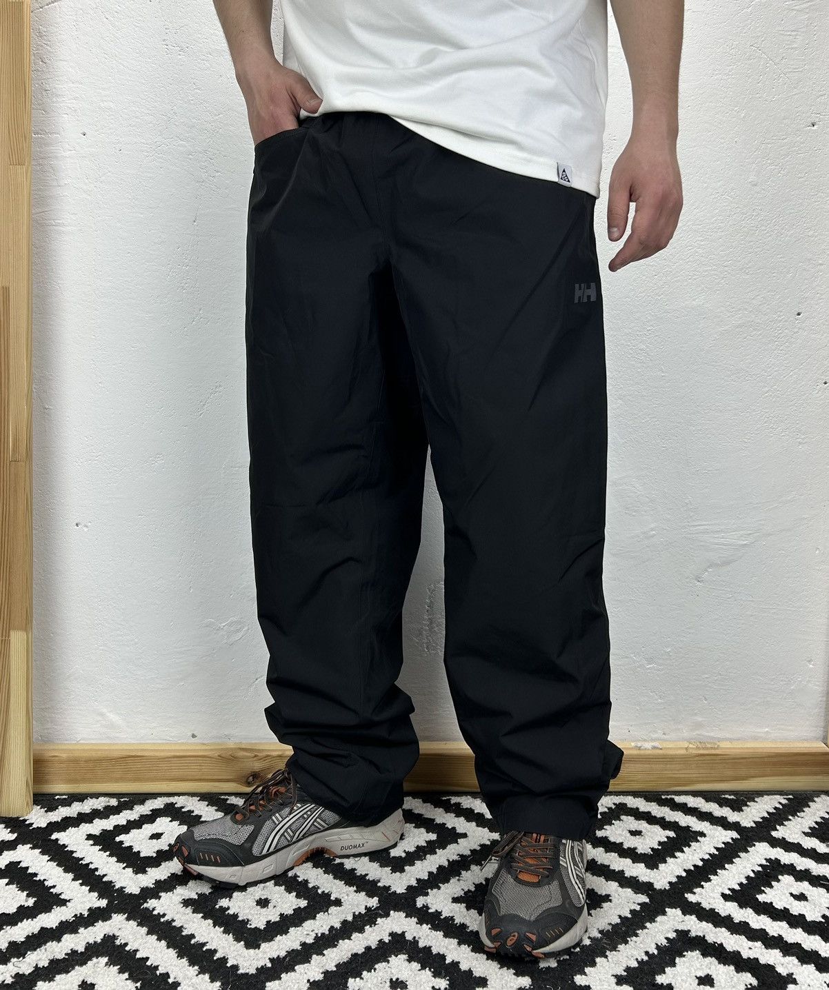 Helly Hansen Helly Hansen Outdoor Men’s Black Pant Size fit L Size US 34 / EU 50 - 1 Thumbnail
