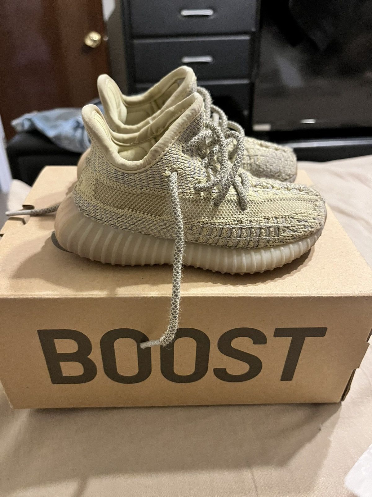 Yeezy Yeezy Size US 6.5 / EU 39-40 - 3 Thumbnail