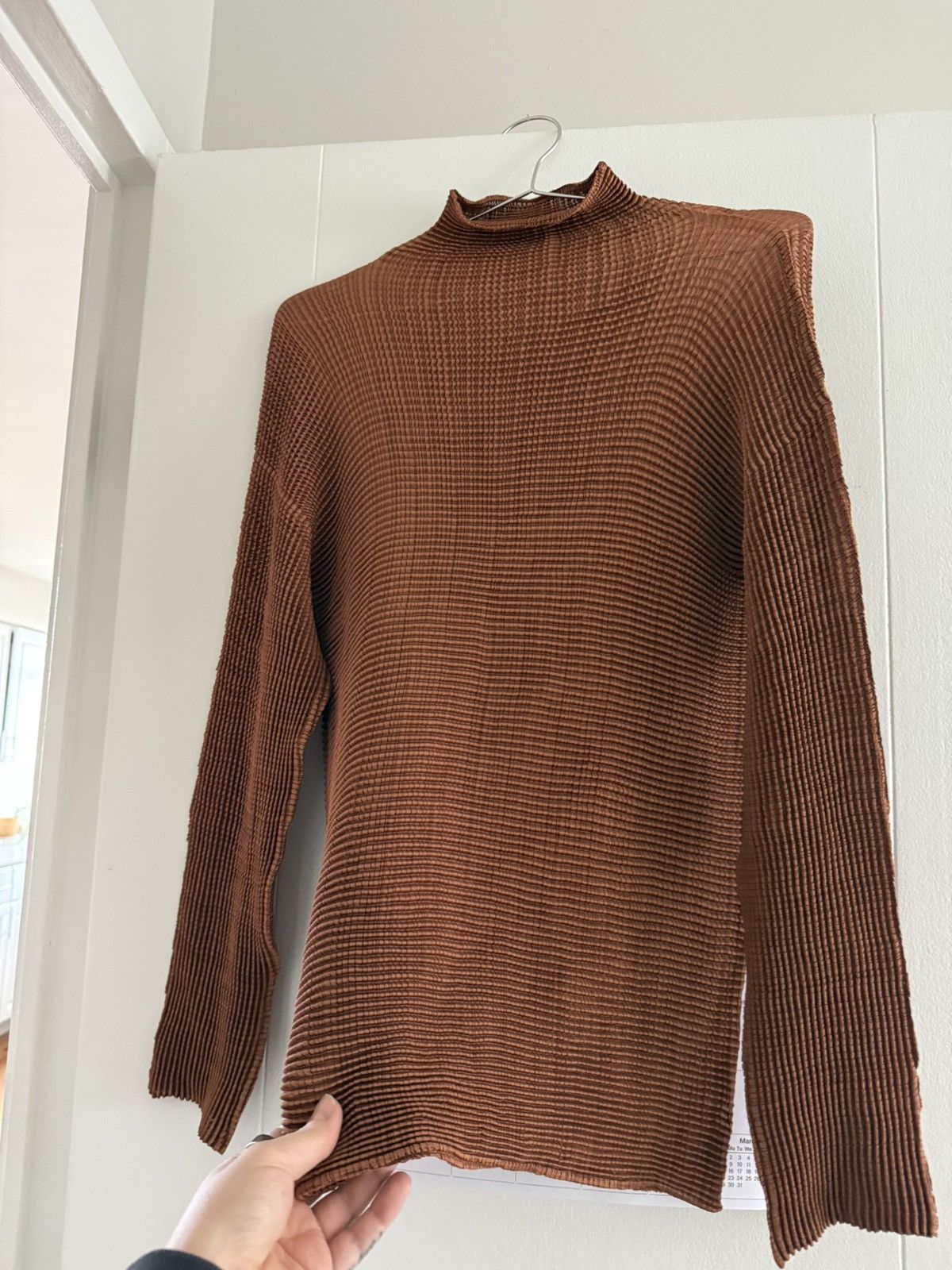 Issey Miyake ISSEY MIYAKE Pleated Copper Turtleneck Size L / US 10 / IT 46 - 2 Thumbnail