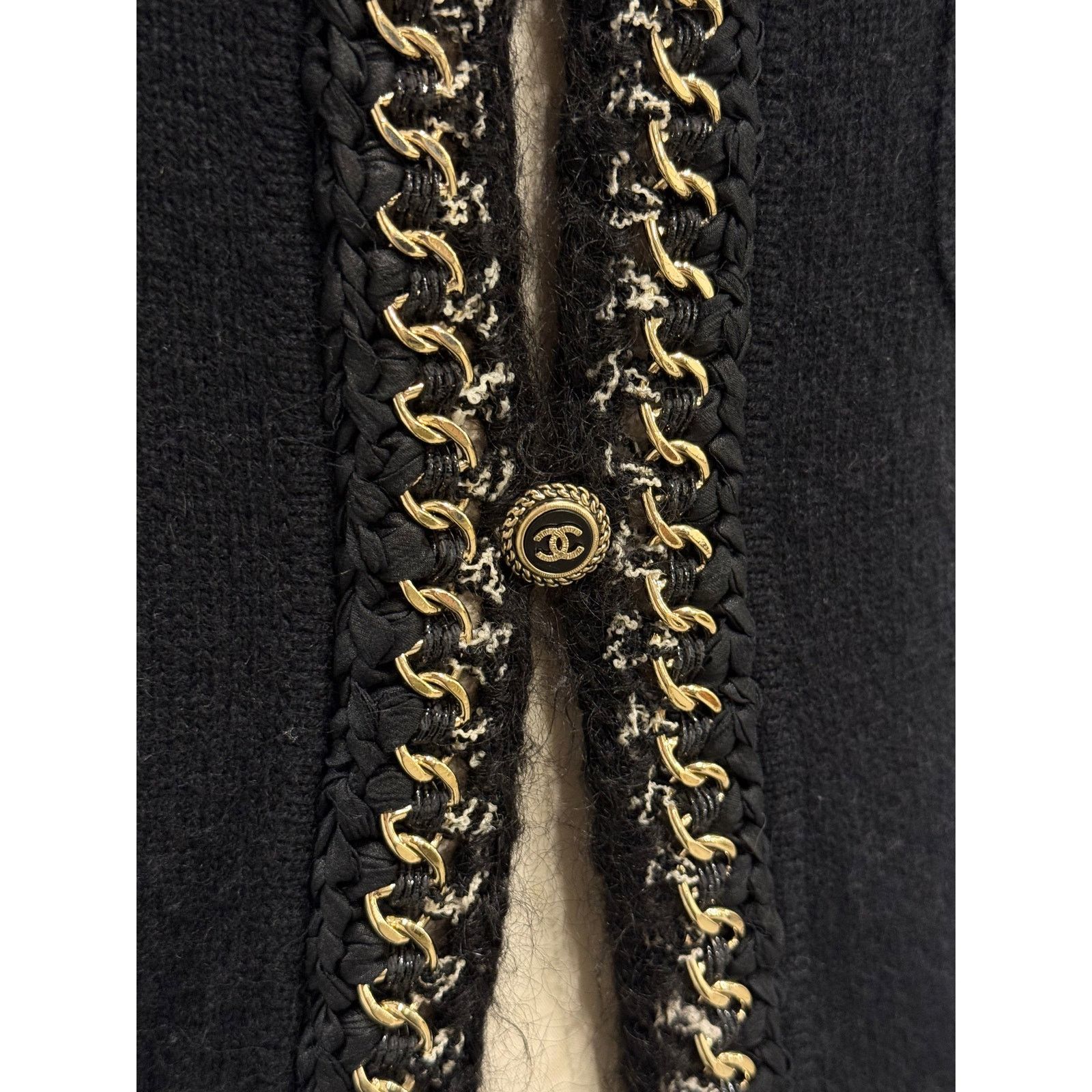 Chanel S/S2006 Chanel black cashmere jacket with chain trim Size XS / US 0-2 / IT 36-38 - 7 Thumbnail
