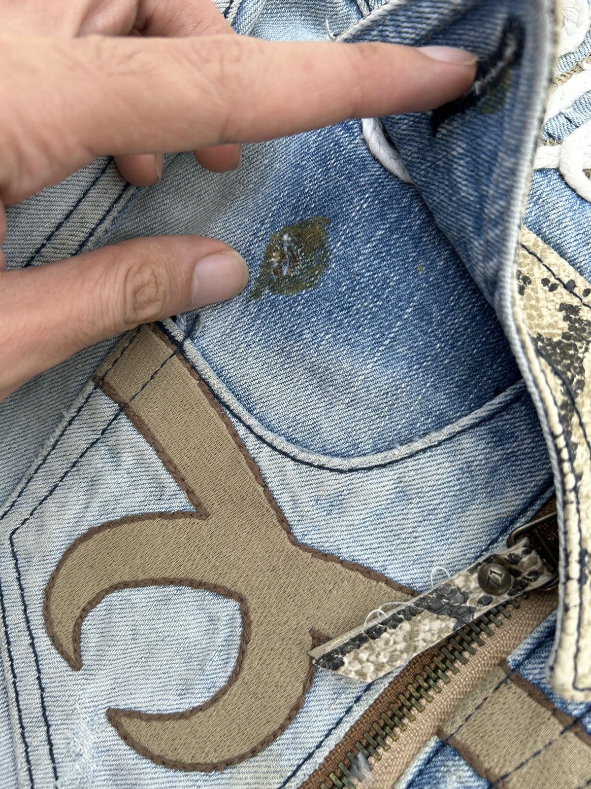 Kapital Red Pepper Japan Studded Snake Skin pocket Distressed Denim Size US 34 / EU 50 - 12 Thumbnail