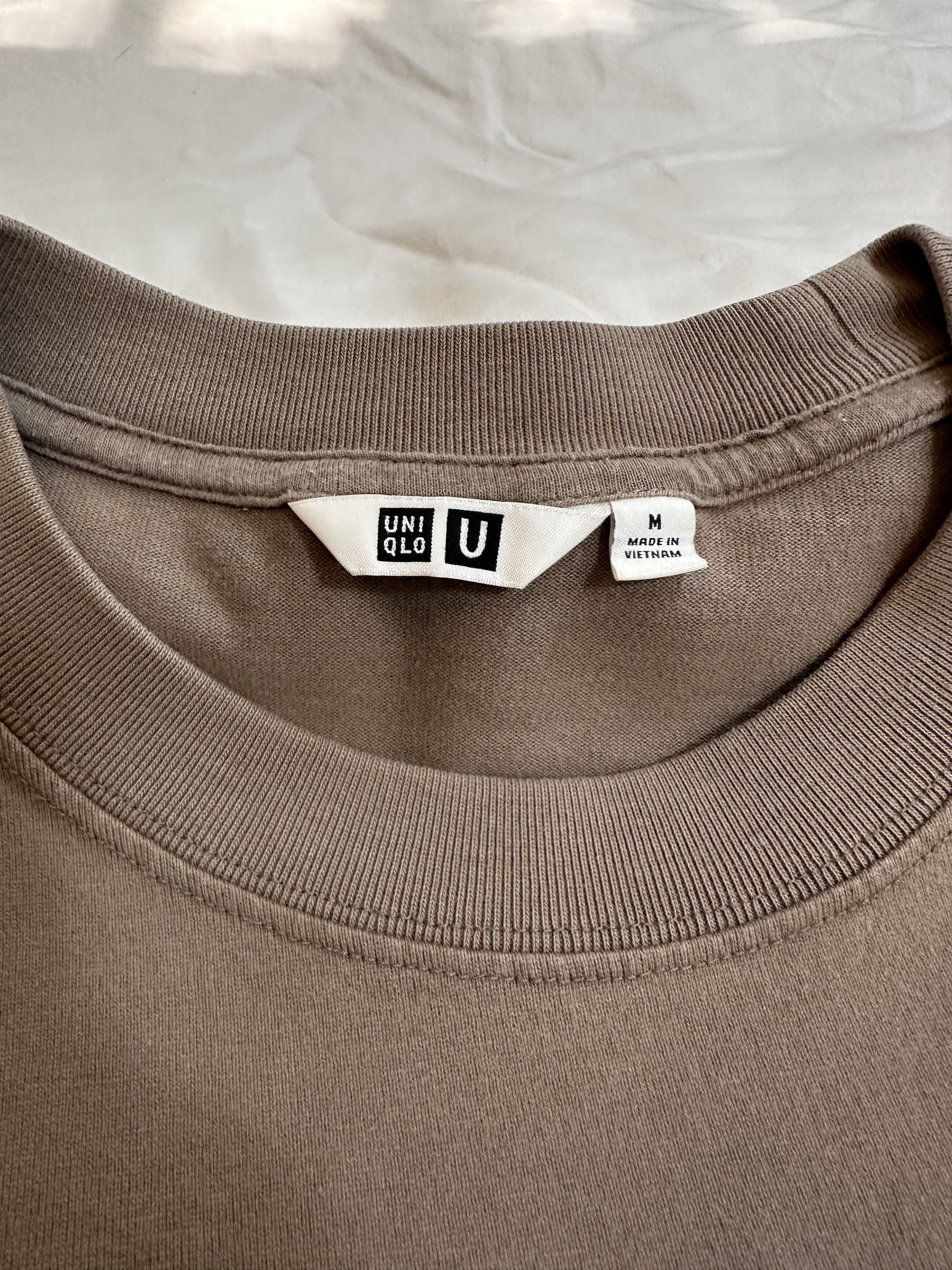 Uniqlo Long sleeve cotton pocket green t-shirt Size US M / EU 48-50 / 2 - 3 Thumbnail