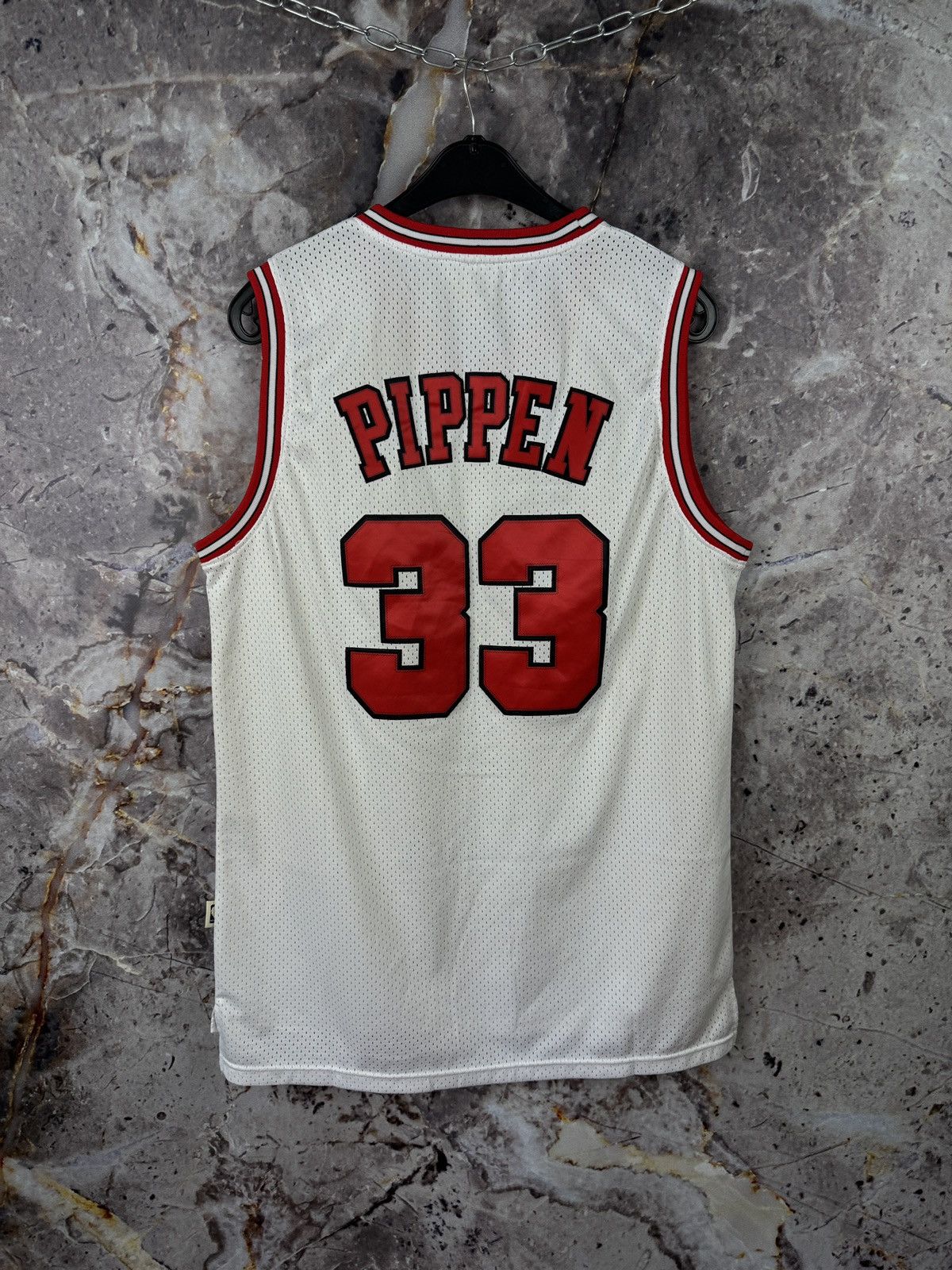 Adidas Adidas NBA Bulls Scottie Pippen #33 Jersey XL Vintage Size US XL / EU 56 / 4 - 13 Thumbnail