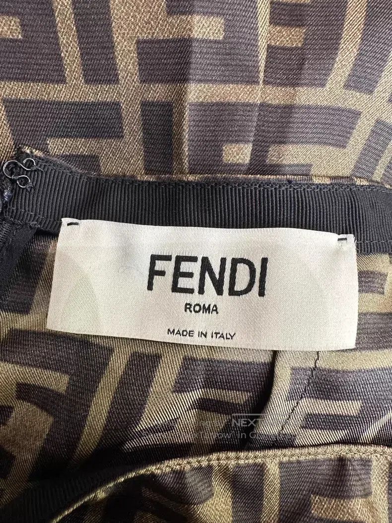 Fendi Fendi Classic Monogram Printed Silk Half Skirt Size 25" / US 0 / IT 36 - 7 Thumbnail