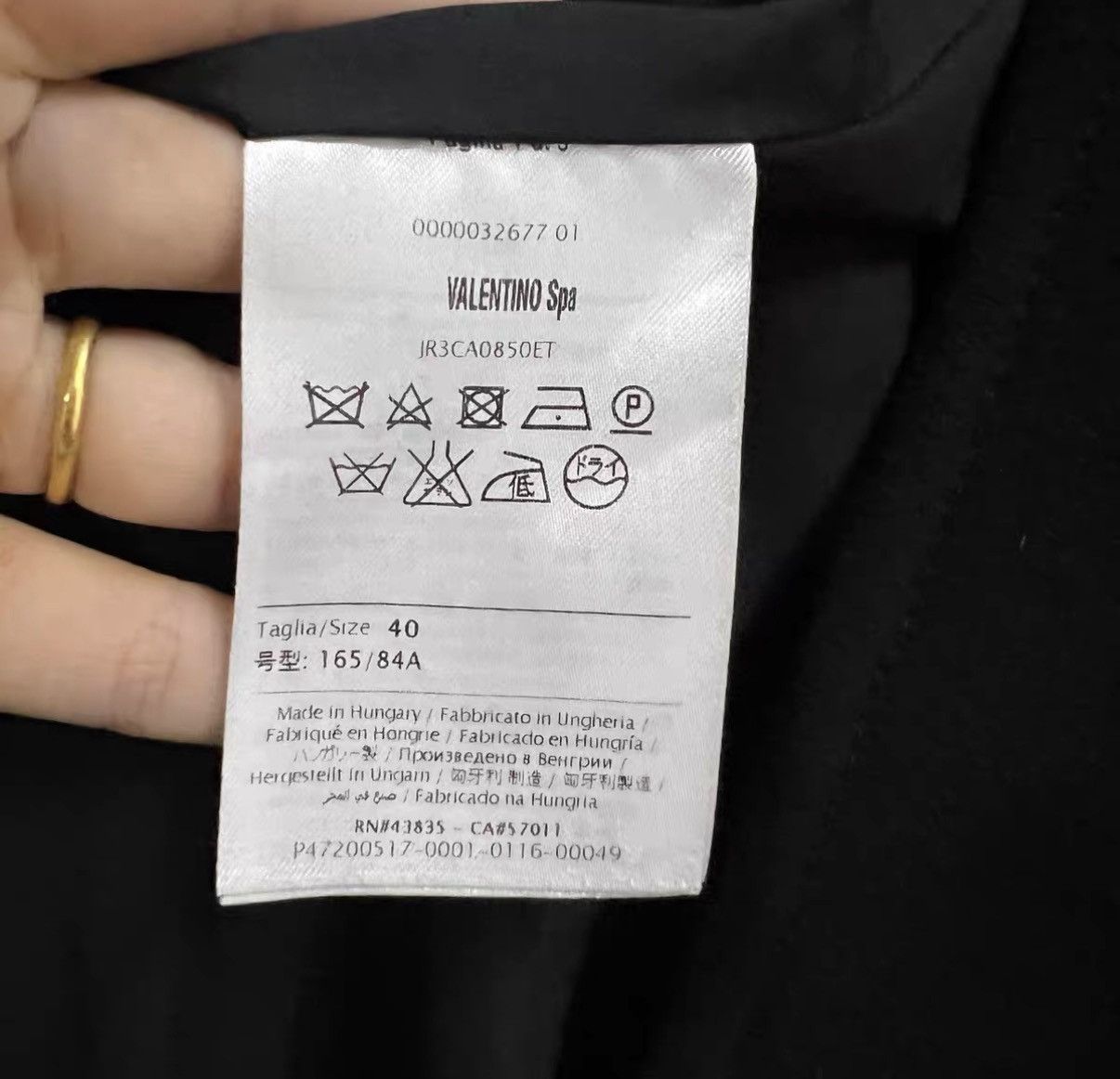 Valentino Valentino Black Lapel Coat J41 Size M / US 6-8 / IT 42-44 - 3 Thumbnail