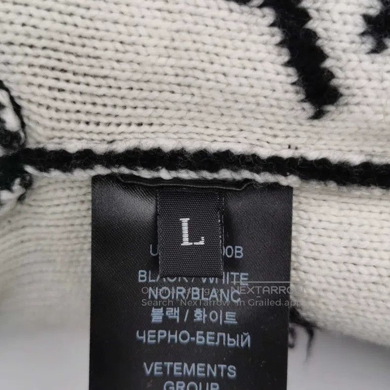 Vetements Vetements Wool letter logo round-neck sweater size L Size US L / EU 52-54 / 3 - 7 Thumbnail