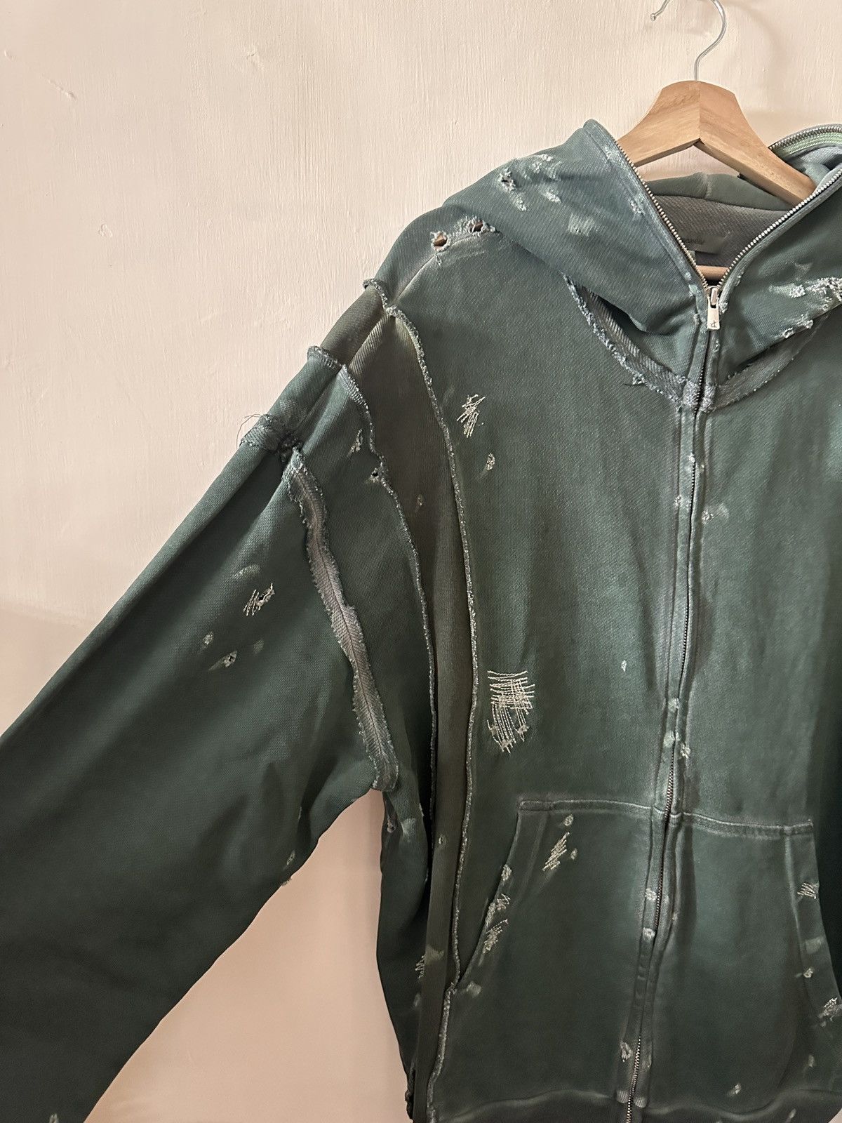 CMMAWEAR CMMAWEAR AW24 Green ‘C’ contrast panel reworked hoodie Size US M / EU 48-50 / 2 - 3 Thumbnail