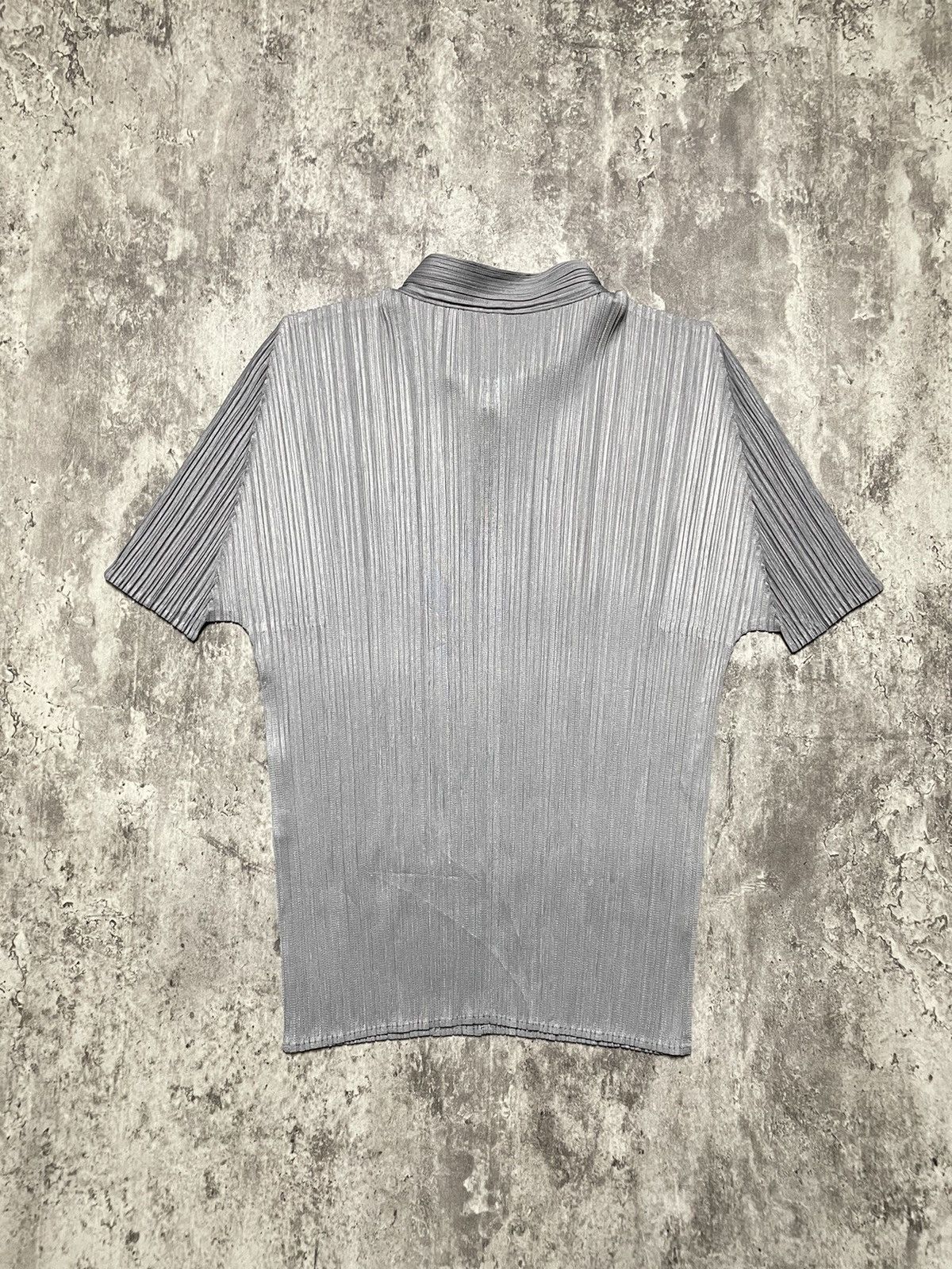 Pleats Please Issey Miyake FREE TAX 🩷 Pleats Please Pleated Button Neck SS Cut And Sewn Size M / US 6-8 / IT 42-44 - 7 Thumbnail