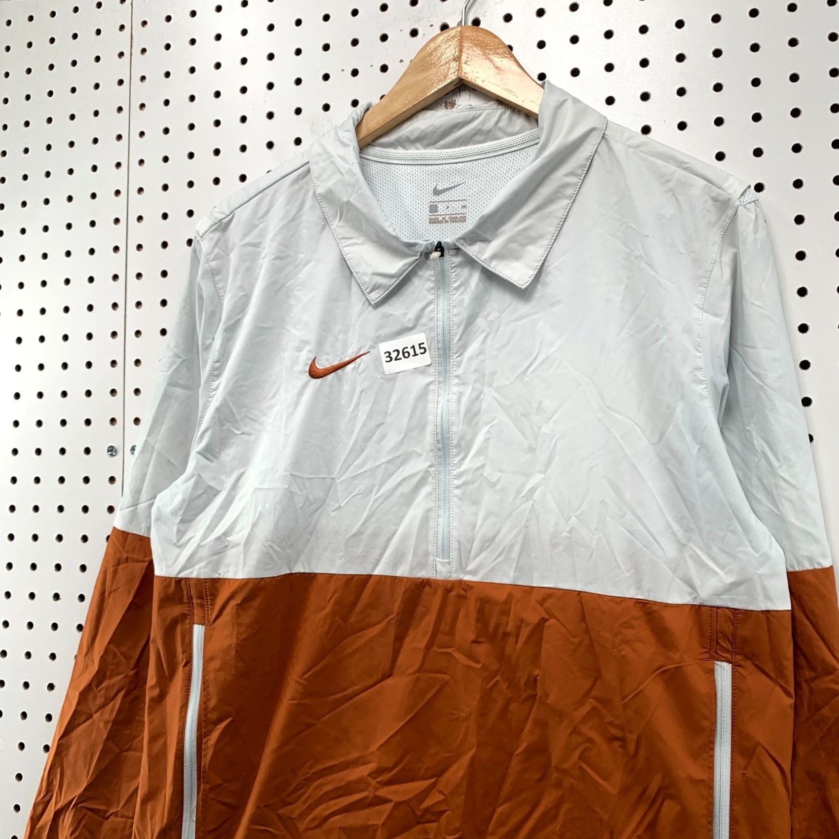 Nike Nike Windbreaker 1/2 Zip Small Pullover White Orange Long Sleeve Collared Mens S Modern Nike Dri-FIT Pullover Windbreaker Size US S / EU 44-46 / 1 - 3 Thumbnail