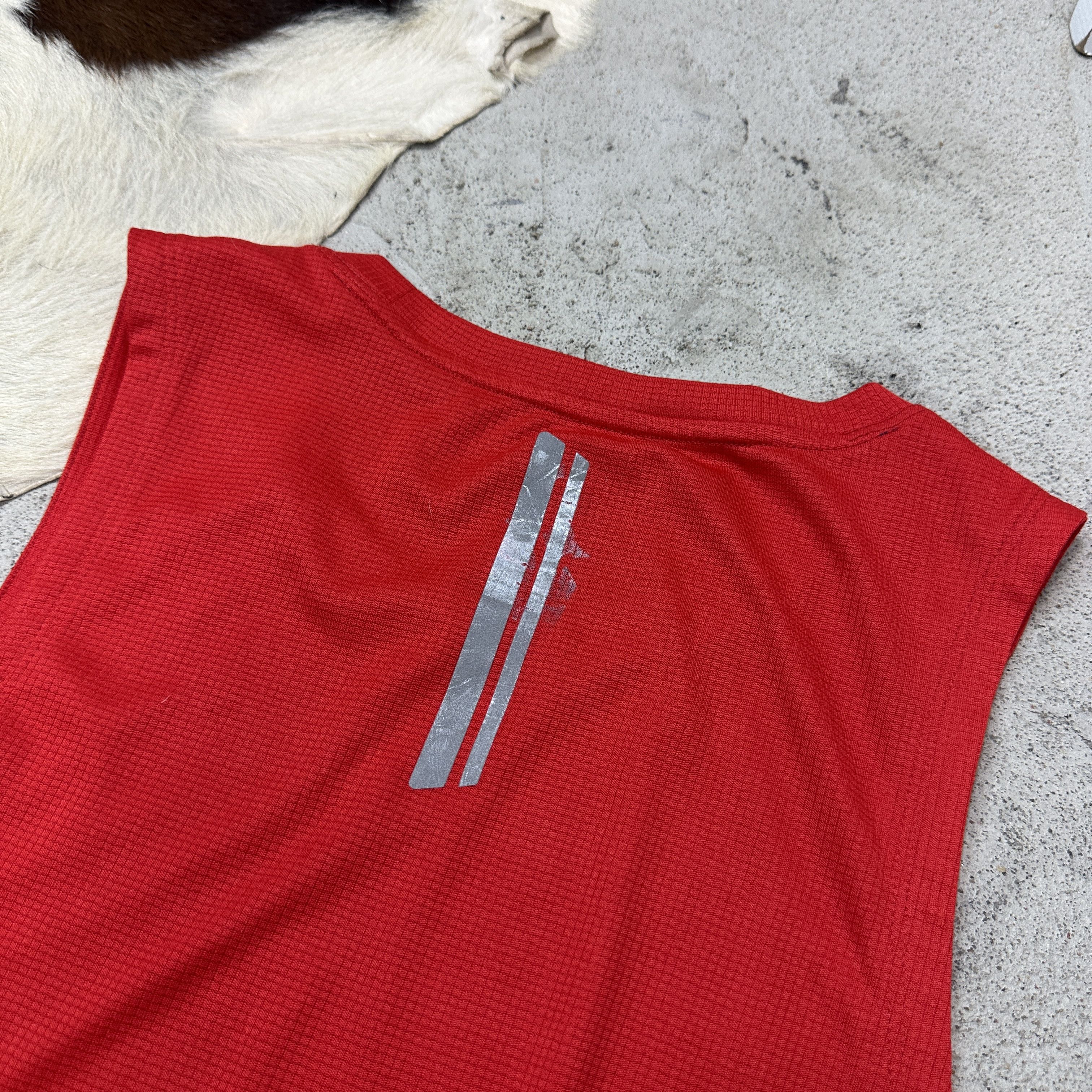 Salomon Vintage Sporty Streetwear Salomon Running Top Y2K Size US S / EU 44-46 / 1 - 5 Thumbnail