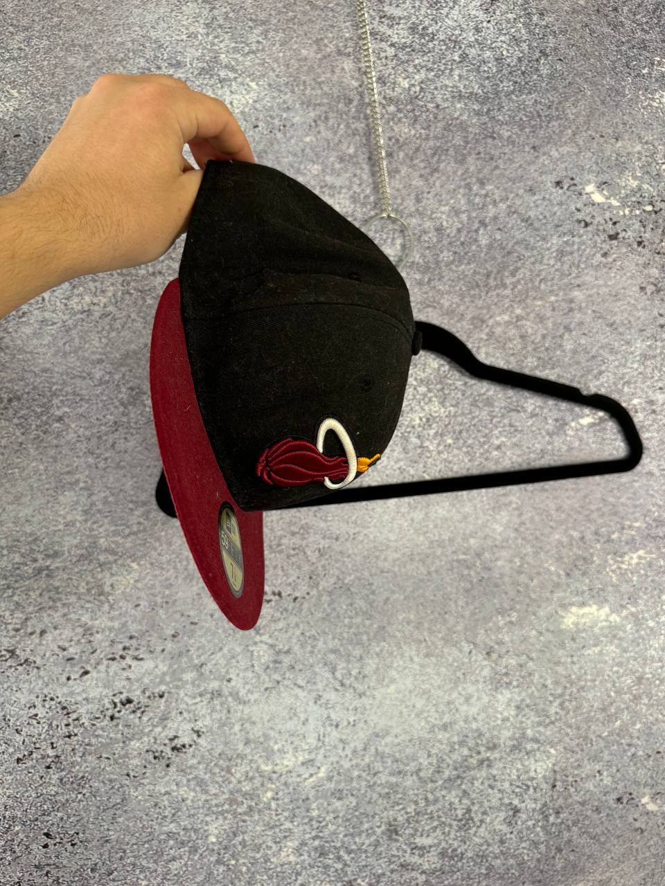 NBA × Vintage Miami Heat New Era Hats Size 7 1/8 56.8cm Size 36 - 10 Thumbnail