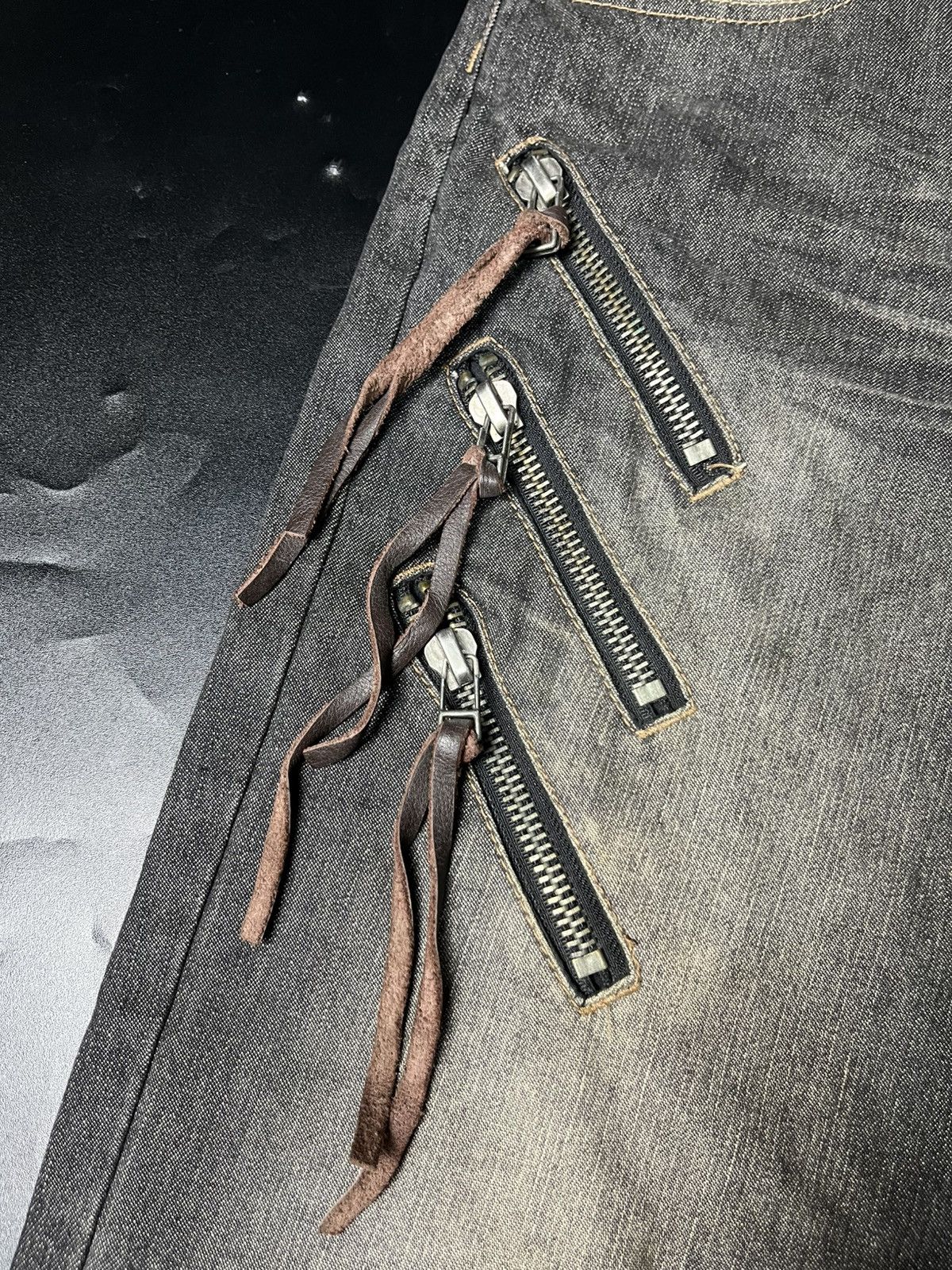 If Six Was Nine × Japanese Brand × Le Grande Bleu (L.G.B.) Japanese Gimmick Zipper Bondage Jeans by premium vintage Size US 31 - 4 Thumbnail