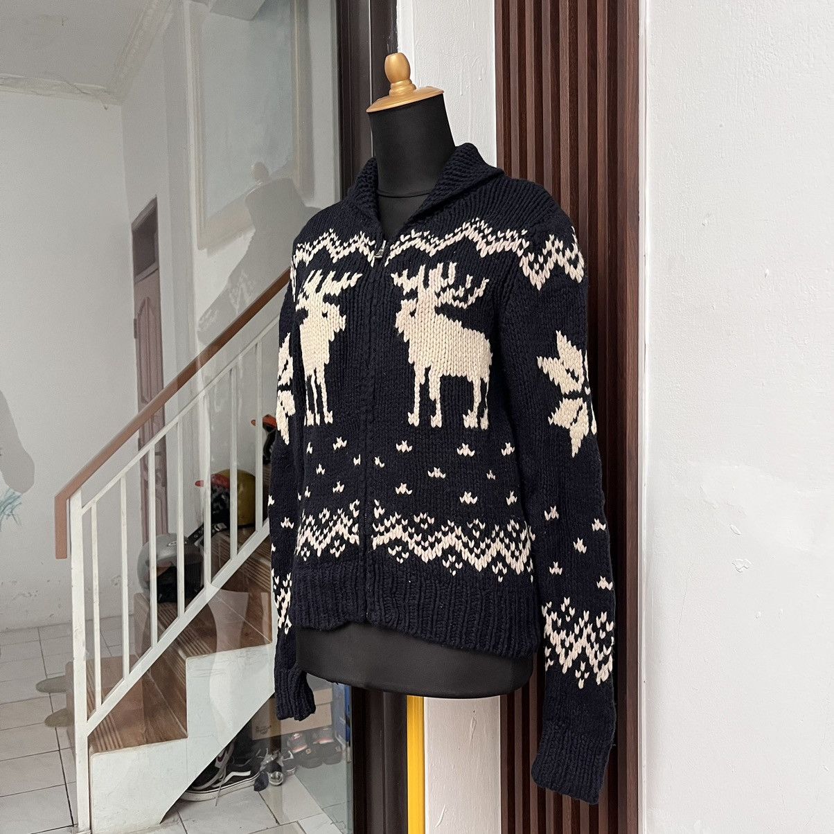 Japanese Brand Cowichan Nordic Knit Wool Raindeer Abercrombie N Fitch Size M / US 6-8 / IT 42-44 - 2 Thumbnail