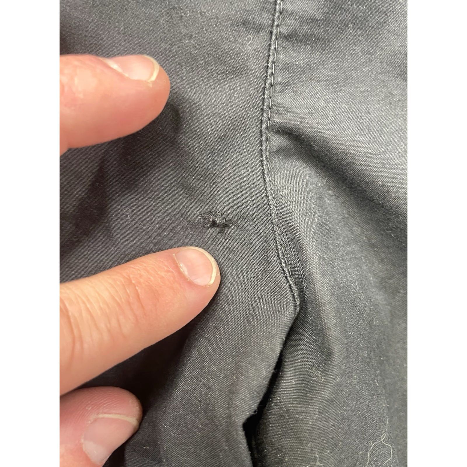 Nike VINTAGE Nike Track Pants Men L Track Pants Black Nylon Polyester Zip Striped Elastic Waist Lined Pockets Baggy Regular Straight Size US 33 - 5 Thumbnail