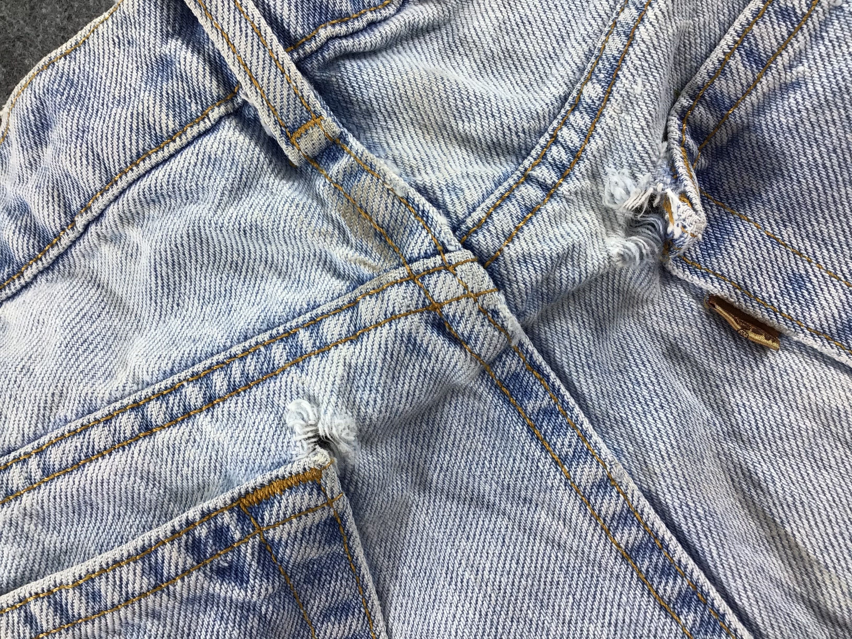 Levi's Vintage Levis 545 Jeans Light Wash Denim -J508 Size US 34 / EU 50 - 7 Thumbnail