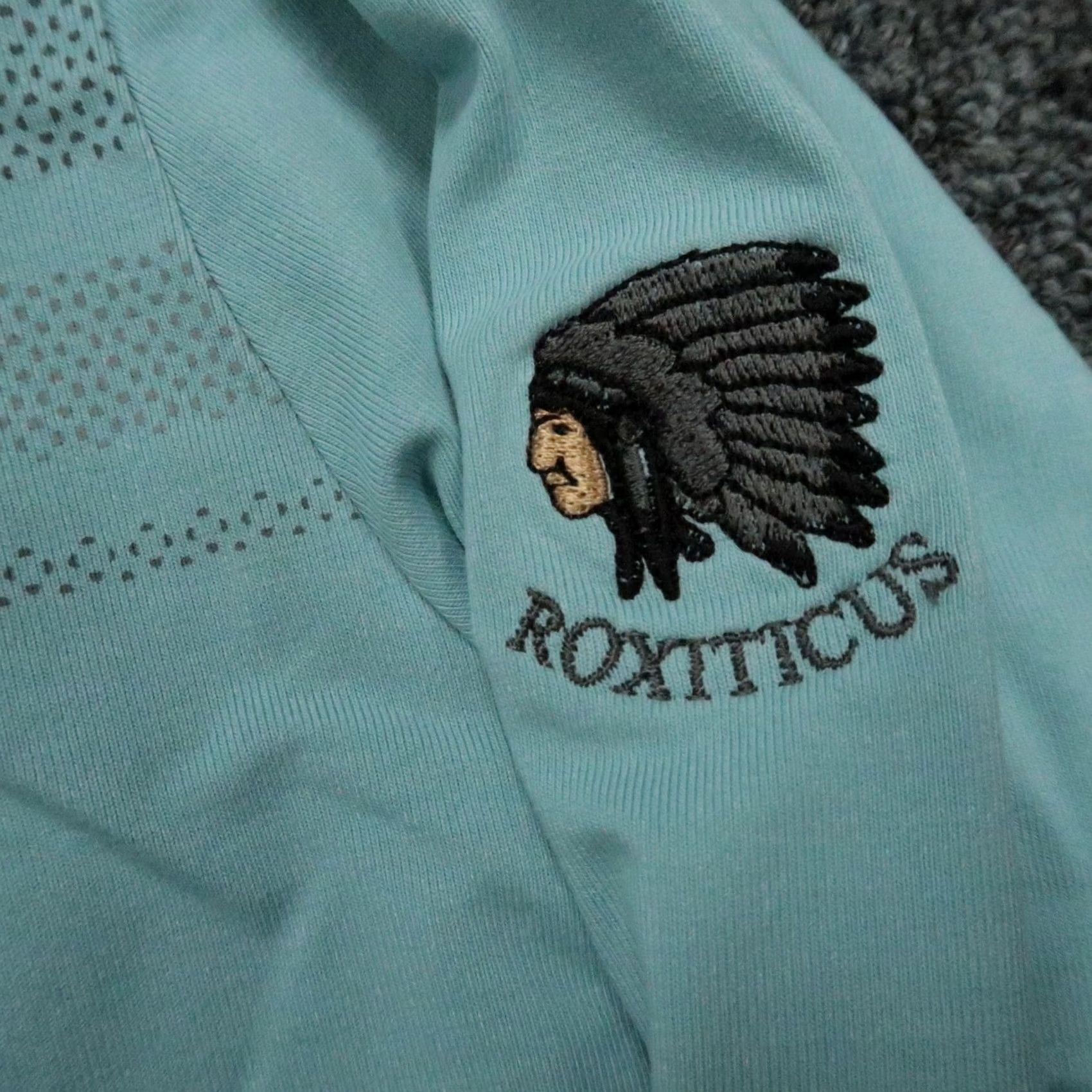 TravisMathew Travis Mathew Pullover Mens XL Chest Stripe 1/4 Zip Performance Roxiticus Golf Blue Striped Mock Neck Zip Athletic Size US XL / EU 56 / 4 - 4 Thumbnail