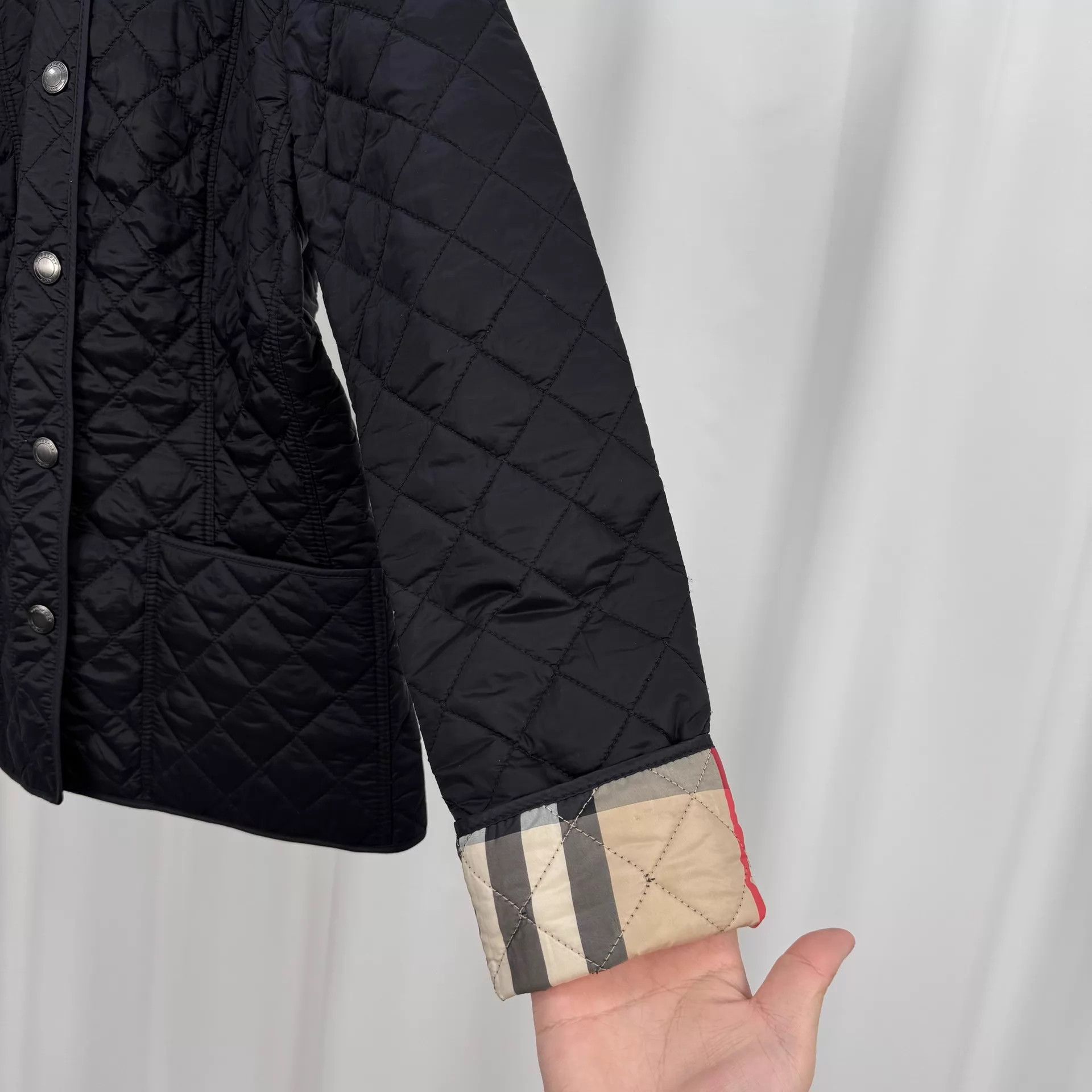 Burberry Burberry quilted check puffer jacket XS mint Size XS / US 0-2 / IT 36-38 - 4 Thumbnail