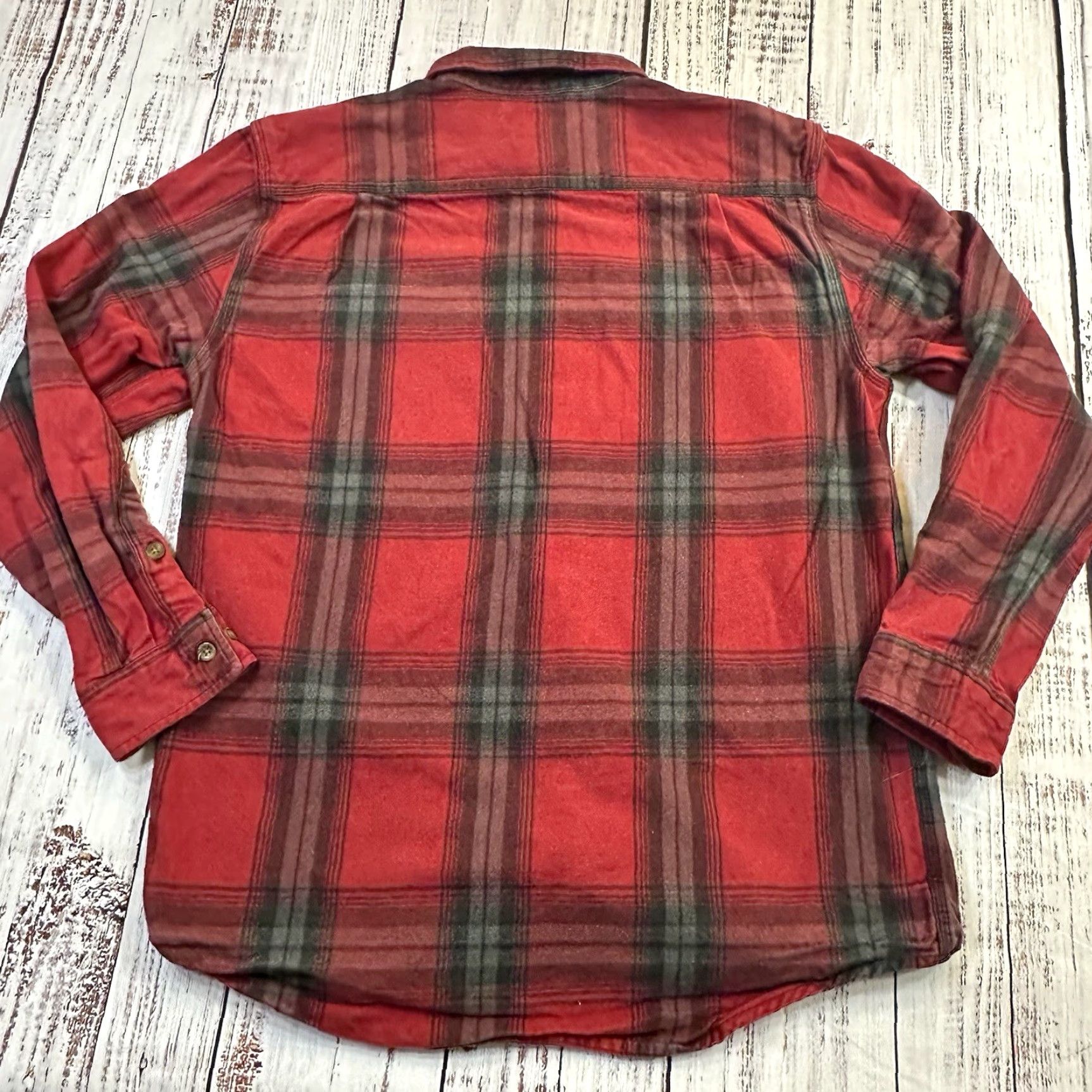 Carhartt VINTAGE Carhartt Original Fit Red Plaid Mid-Weight Flannel Button Up Men's Medium Size US M / EU 48-50 / 2 - 6 Thumbnail