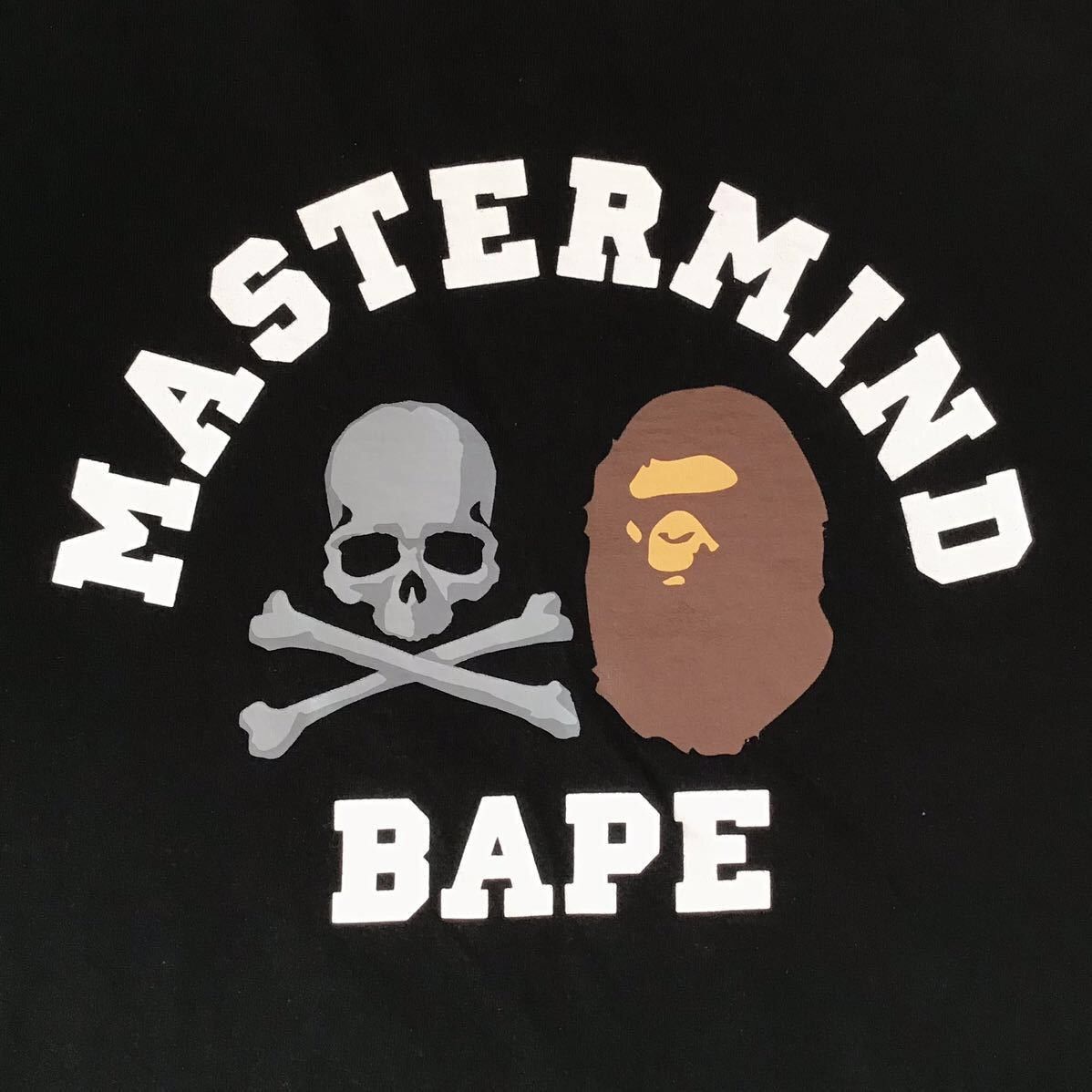 Bape × Mastermind Japan BAPE vs Mastermind skull logo T-shirt black a bathing ape Size US L / EU 52-54 / 3 - 2 Thumbnail