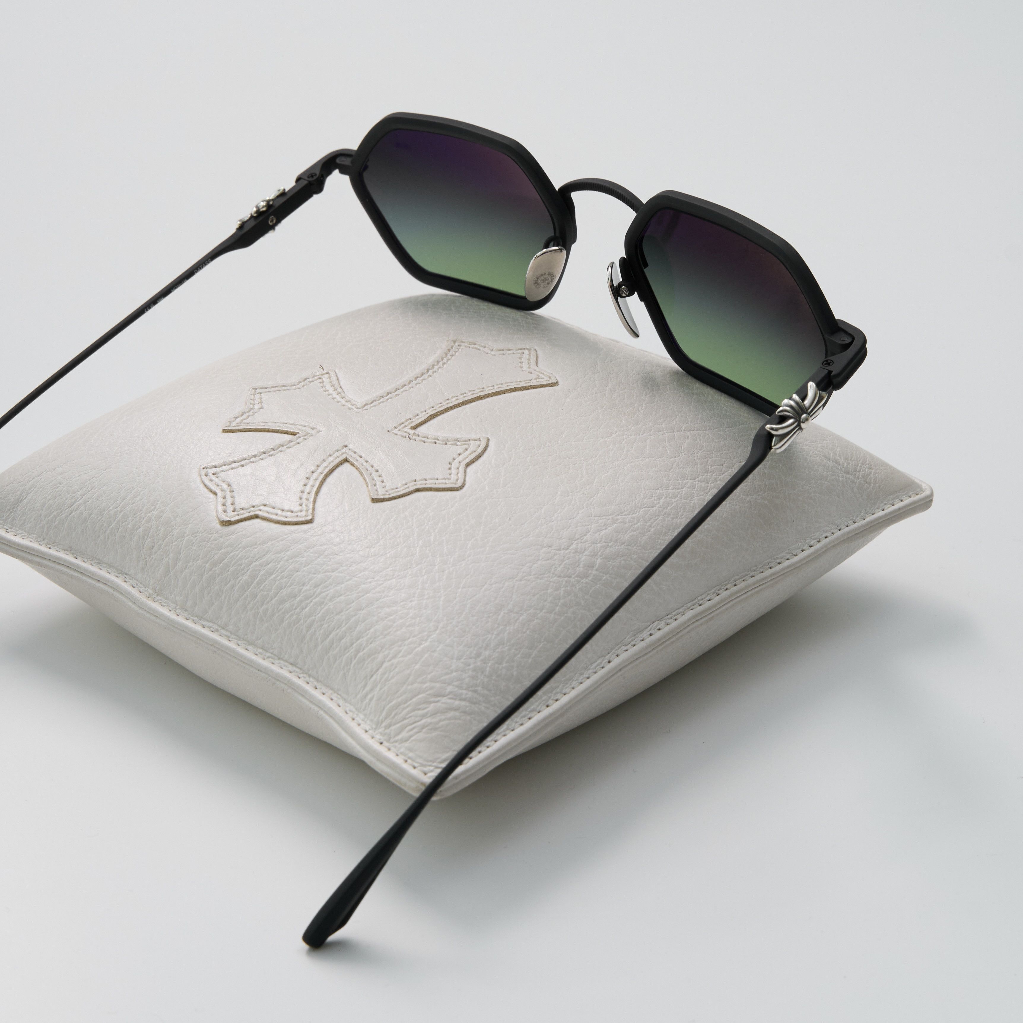 Chrome Hearts CHROME HEARTS DATASS Matte Black Size ONE SIZE - 8 Thumbnail