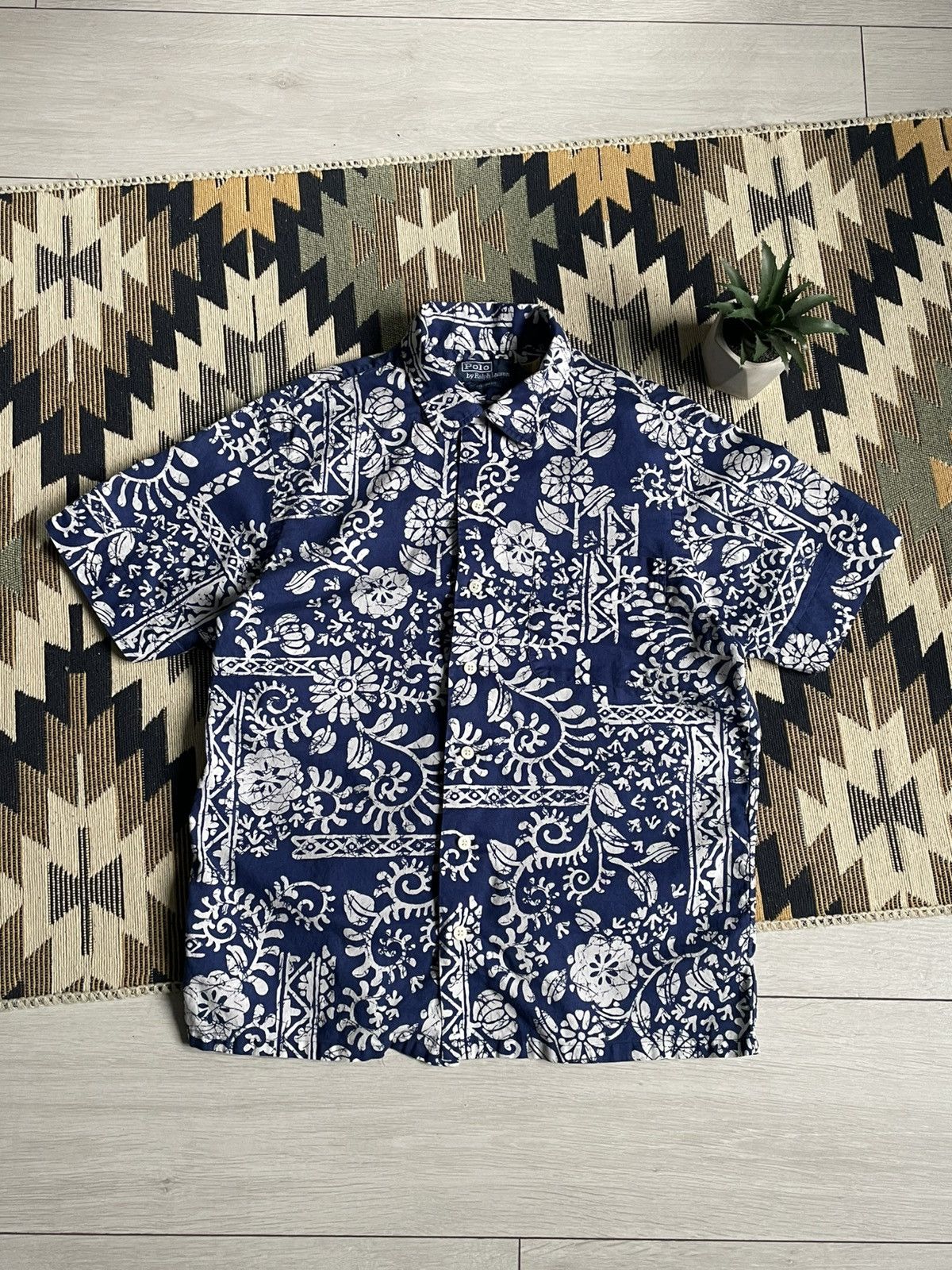 Vintage Polo Ralph Lauren Floral-print Gawai Sleeveless Shirt Size US S / EU 44-46 / 1 - 1 Thumbnail