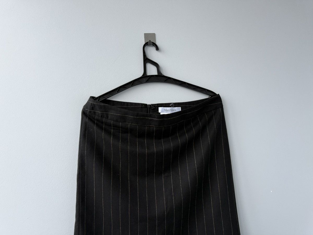 Max Mara Max Mara Wool Skirt Size 27" / US 4 / IT 40 - 2 Thumbnail