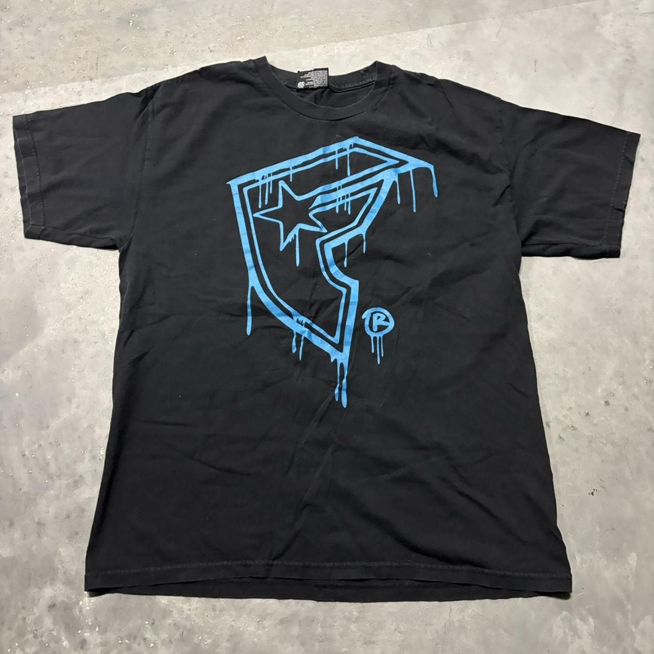 Japanese Brand × Vintage Crazy Vintage Y2K/2000s Grunge Famous Stars & Straps Skater Goth Graphic Tee! Size US L / EU 52-54 / 3 - 1 Thumbnail