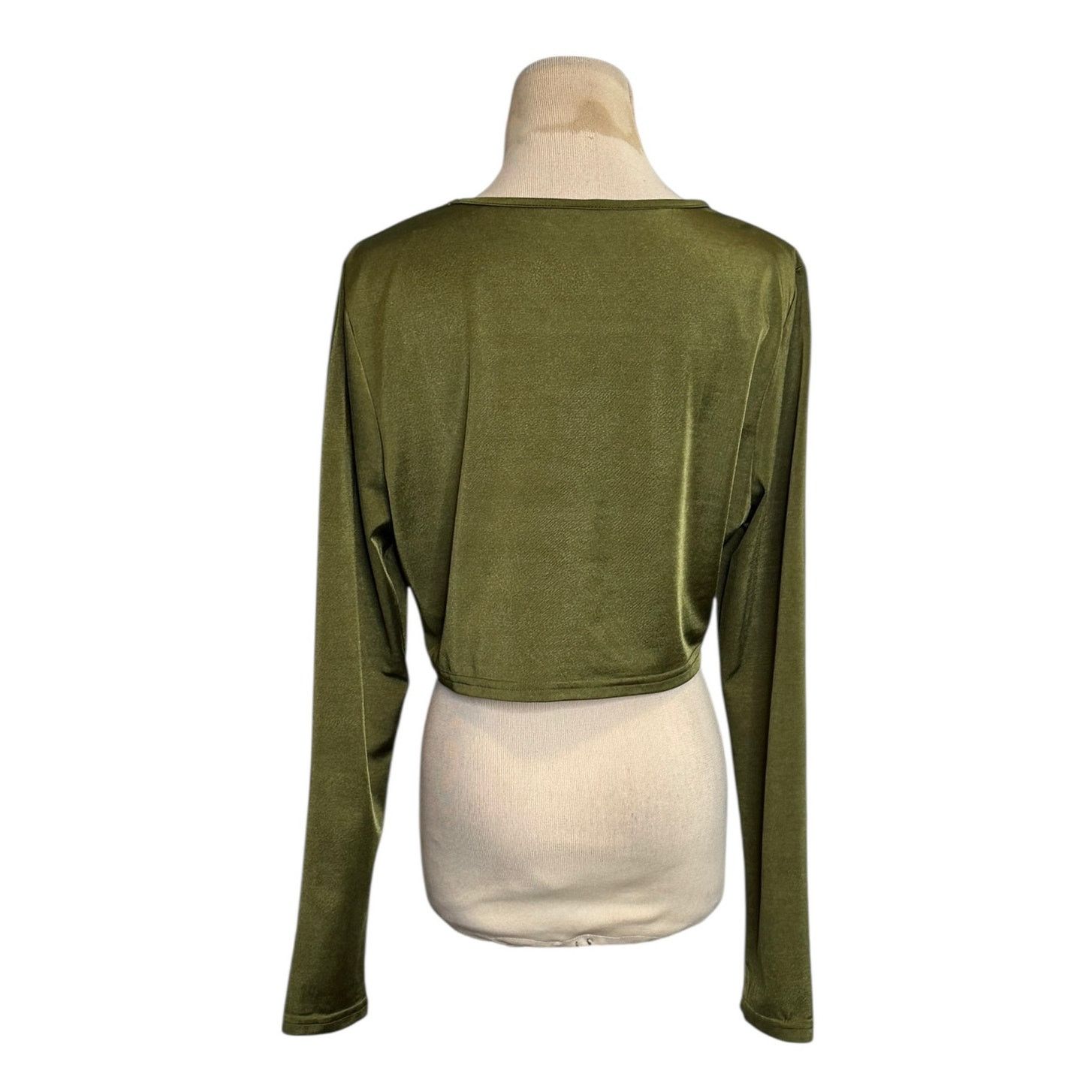 Shein Shein green long sleeves front tie crop top Size 2XL Size XXL / US 16-18 / IT 52-54 - 2 Thumbnail