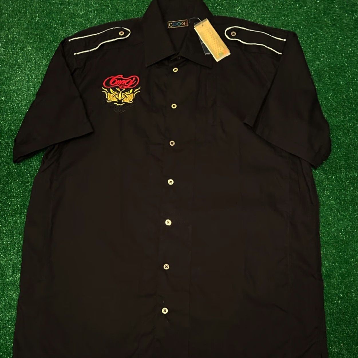 Coogi VINTAGE COOGI Logo Button Up Shirt XL Mens Black Hip Hop Grunge NWT Y2K 90s Punk Skater Size US XL / EU 56 / 4 - 4 Thumbnail
