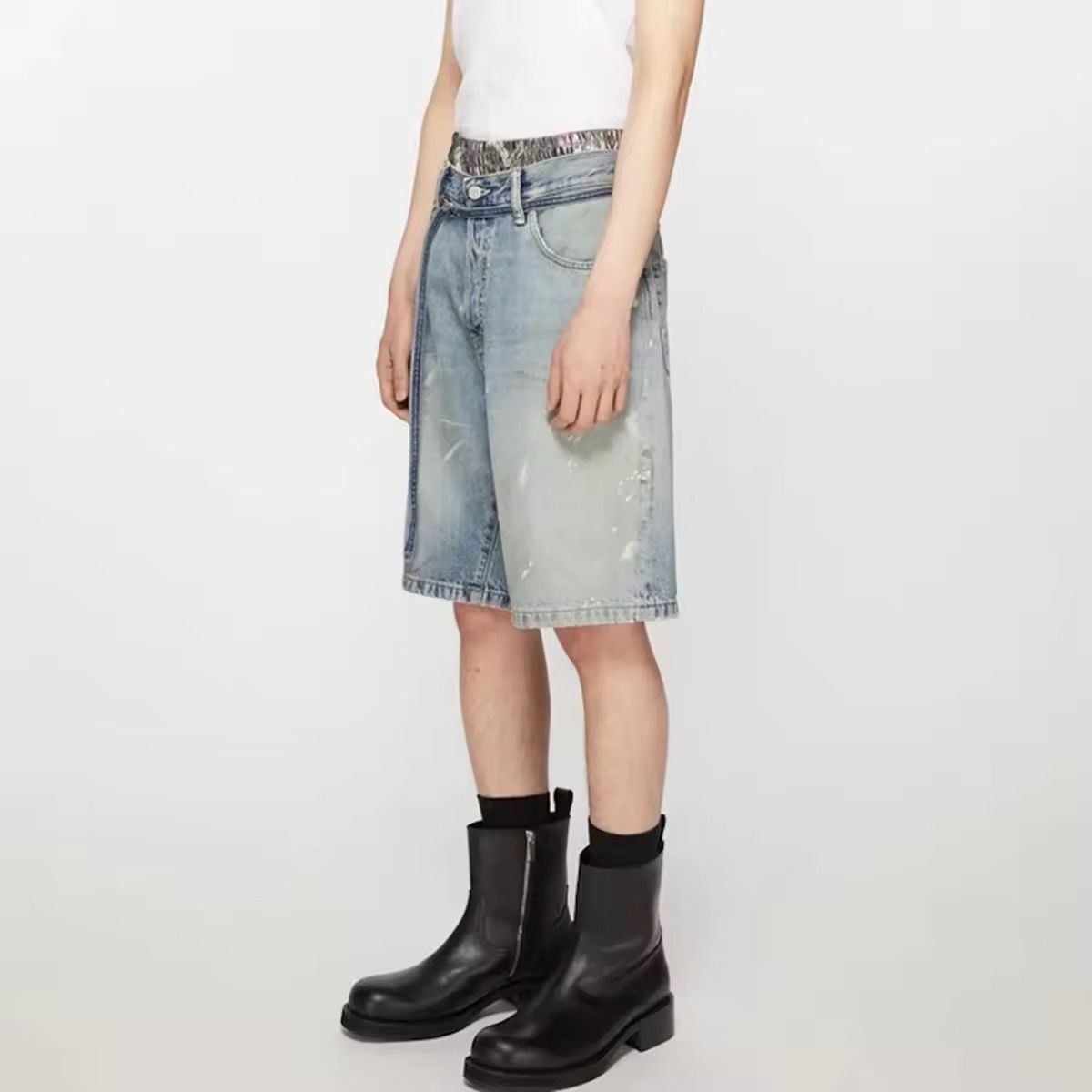 Japanese Brand × Vintage Ink Splashed Hand-painted Denim Shorts Size US 33 - 1 Thumbnail