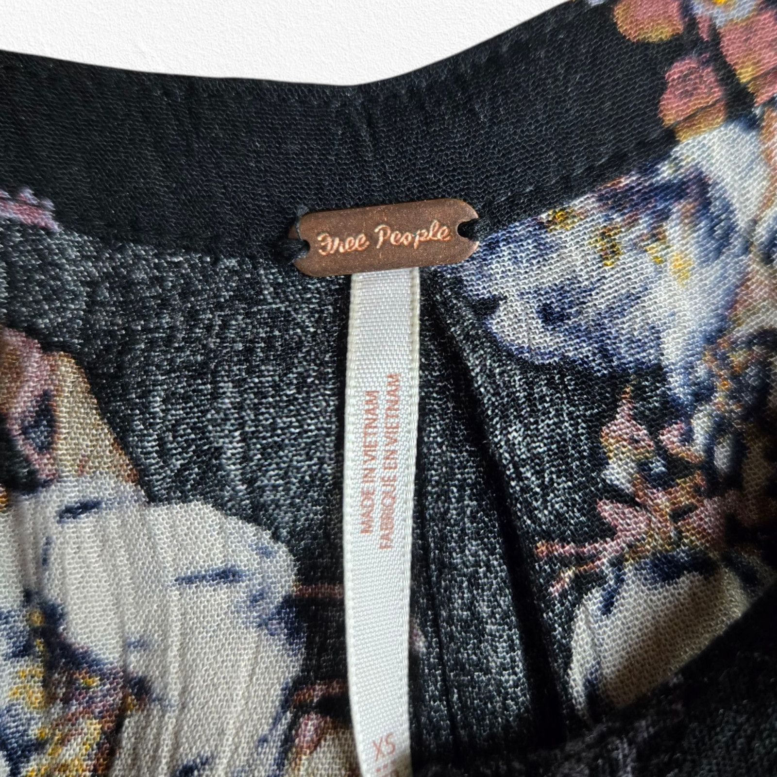 Free People Free People Black Floral Trapeze Tunic Swing Blouse Size XS Size XS / US 0-2 / IT 36-38 - 10 Thumbnail