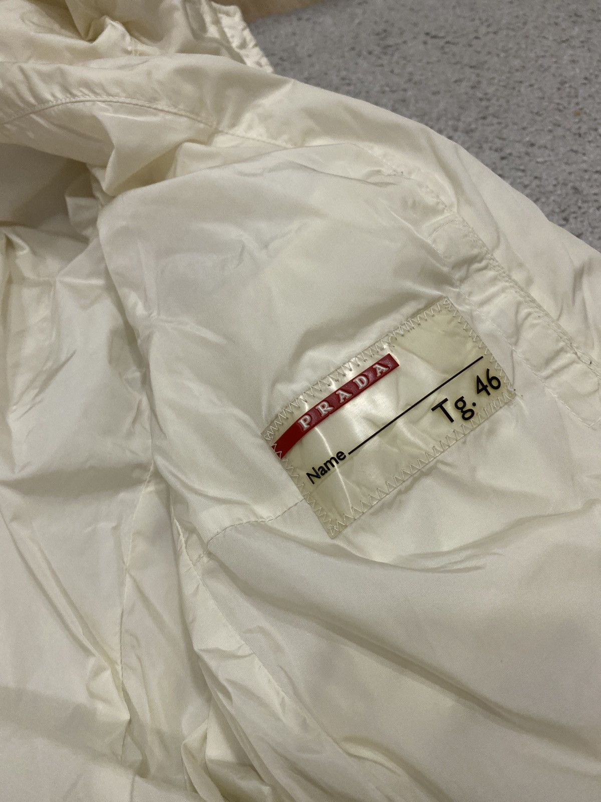 Prada Women's Prada logo jacket Size S / US 4 / IT 40 - 19 Thumbnail