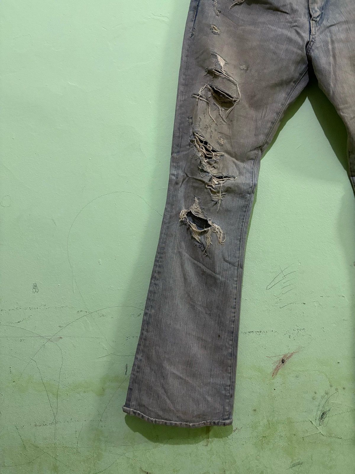 Japanese Brand AXA Streetwear Flared Distressed Denim Size US 32 / EU 48 - 3 Thumbnail