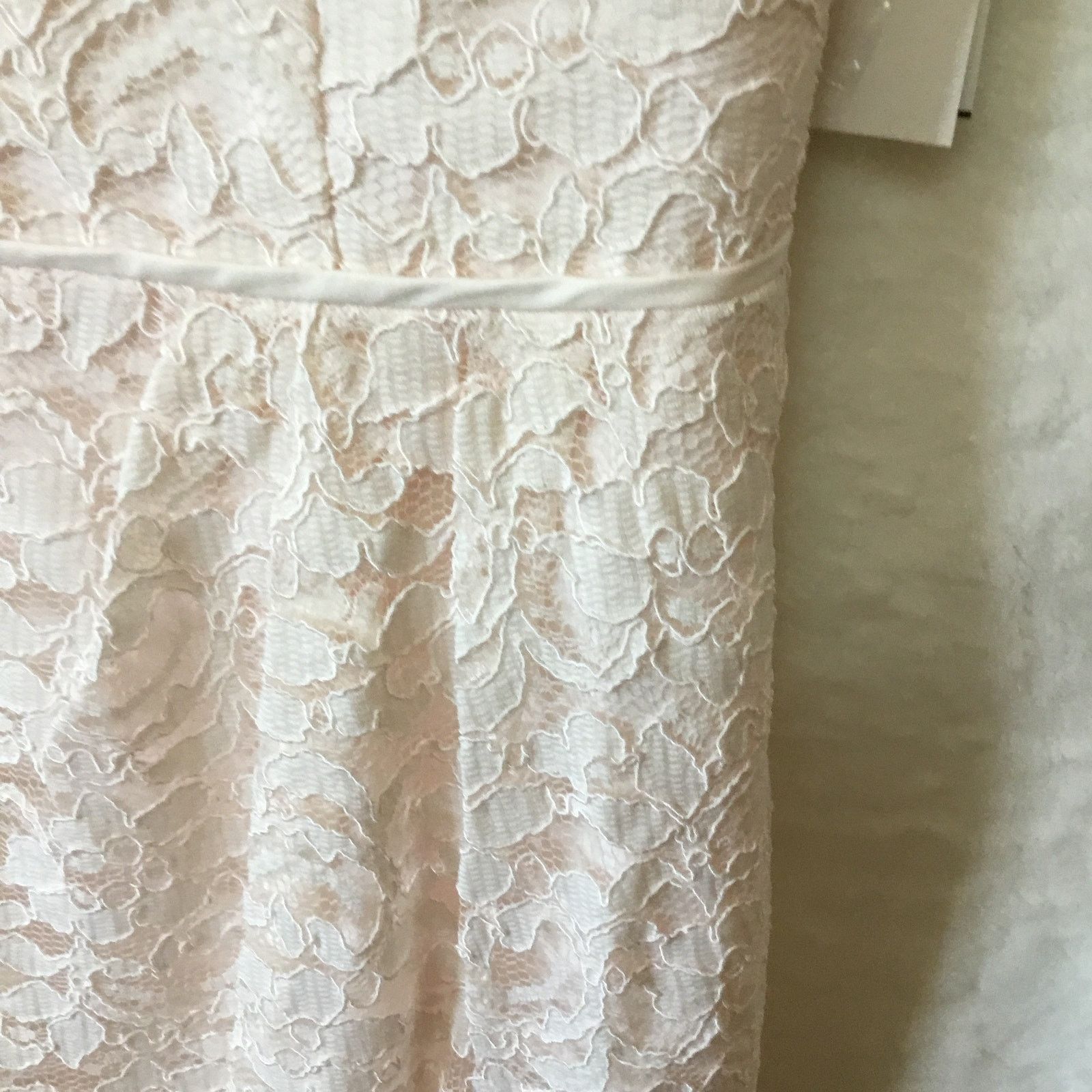 Other David Bridal Short Tank Lace Dress with V -Neck Size M / US 6-8 / IT 42-44 - 5 Thumbnail