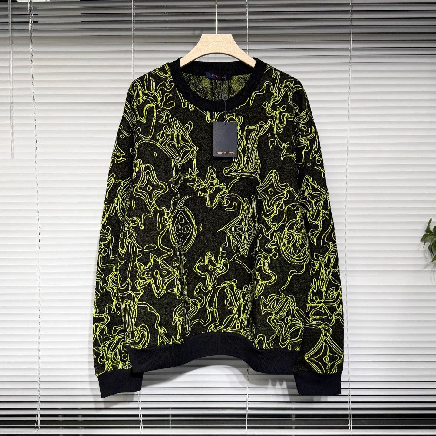 Louis Vuitton LV Monogram Flower Embroidered Cotton Hoodie XXL Black Size US XXL / EU 58 / 5 - 1 Thumbnail