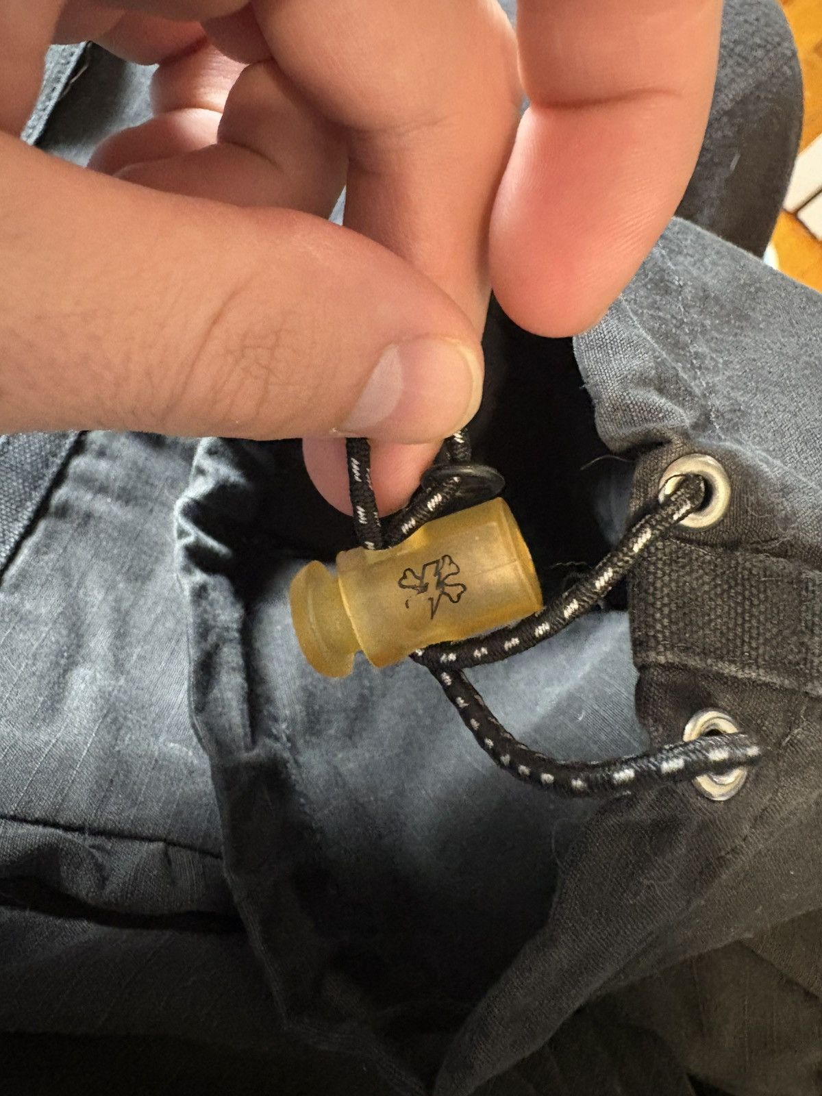Undercover Jun Takahashi X Undercover Chaotic Discord Size US 30 / EU 46 - 19 Thumbnail