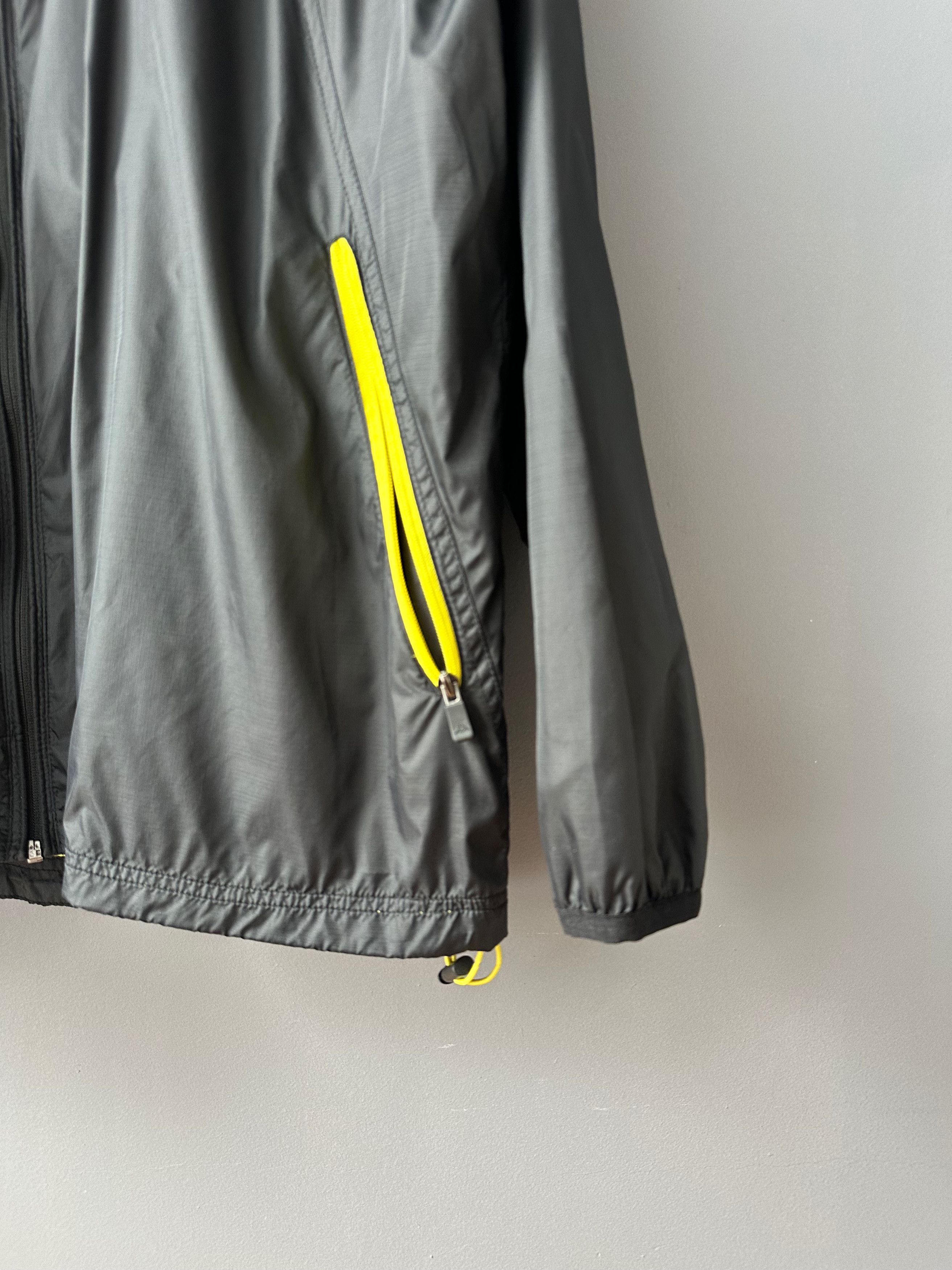 Kappa 00's Kappa BVB Borussia Dortmund Windbreaker Hooded Jacket Size US XXL / EU 58 / 5 - 2 Thumbnail