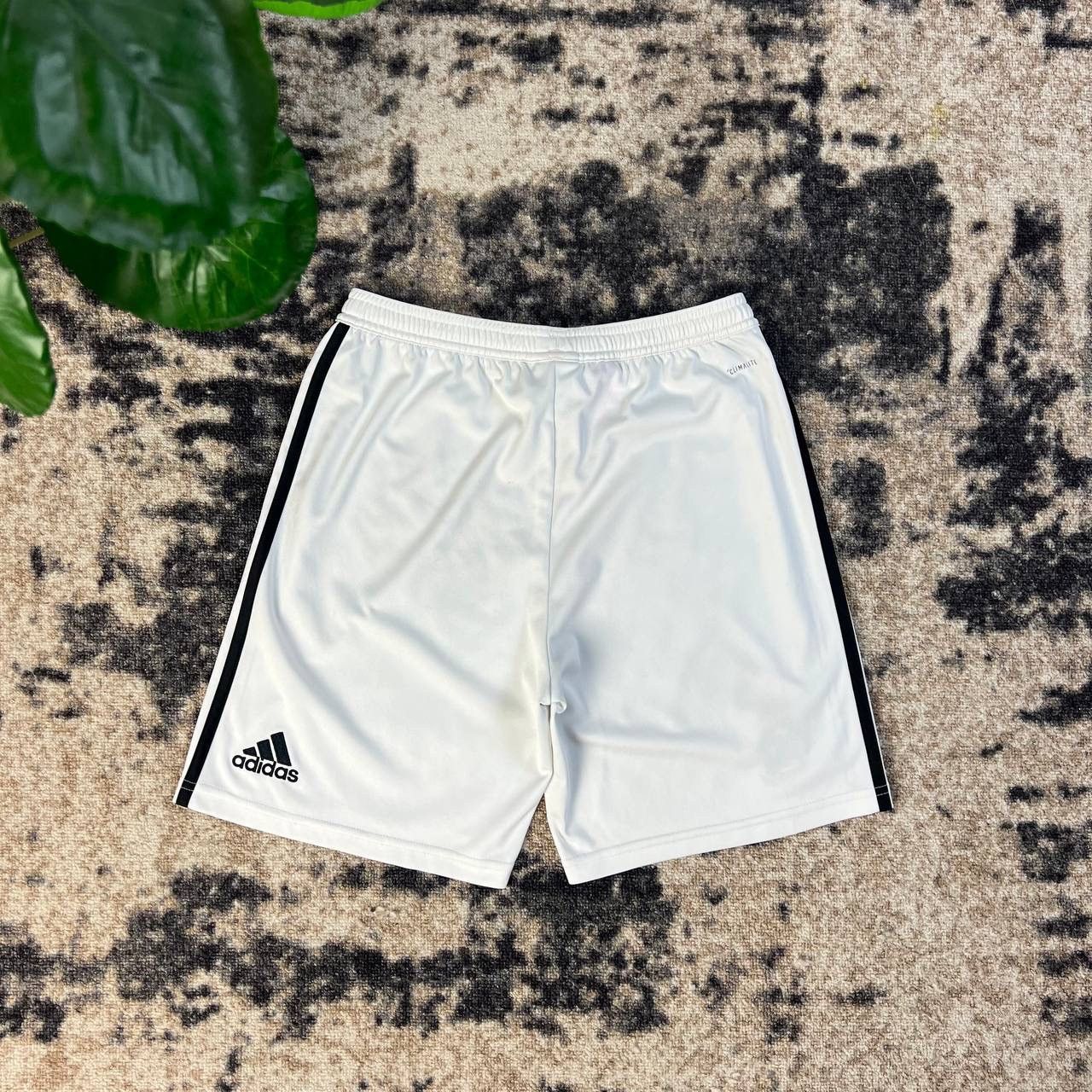 Adidas Adidas x Real Madrid Home Soccer Shorts Sportswear Y2K Size US 30 / EU 46 - 2 Thumbnail
