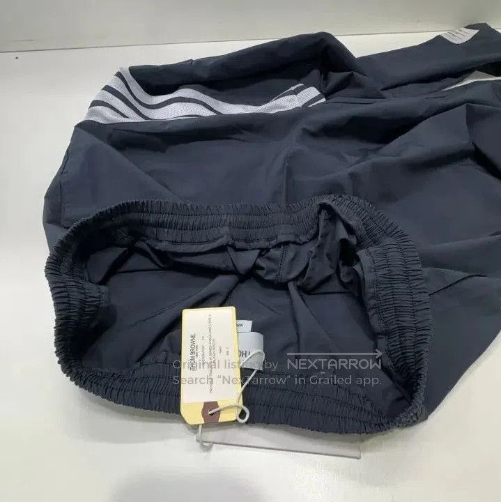Thom Browne Thom Browne Gray Classic Striped Relaxed Shorts. Size US 30 / EU 46 - 7 Thumbnail