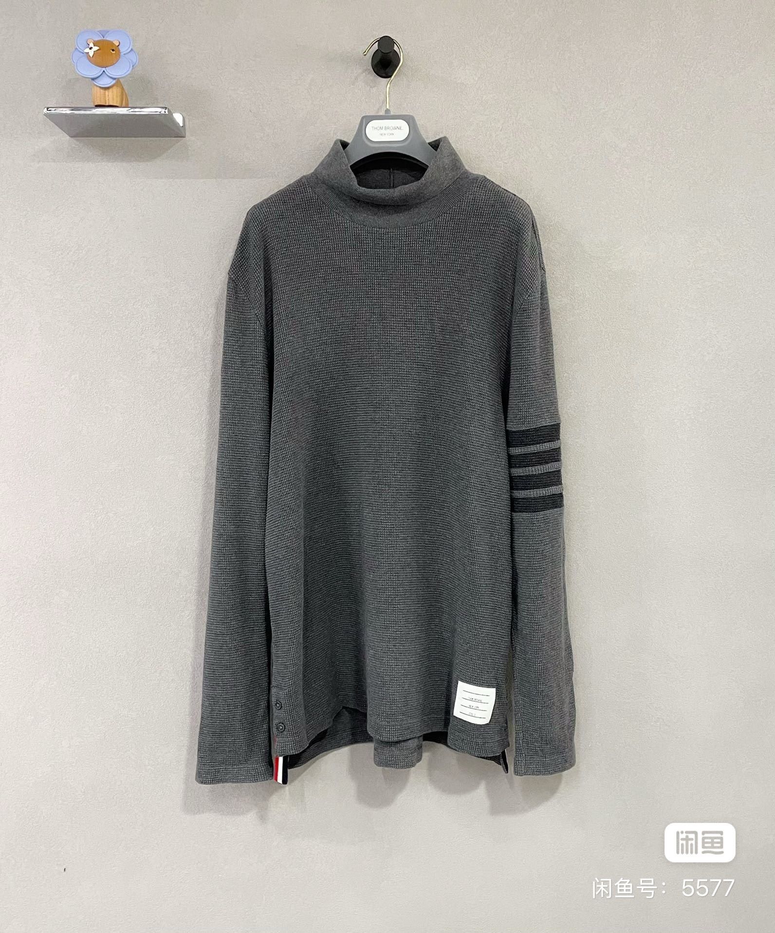 Thom Browne Thom Browne turtleneck sweater Size US L / EU 52-54 / 3 - 3 Thumbnail