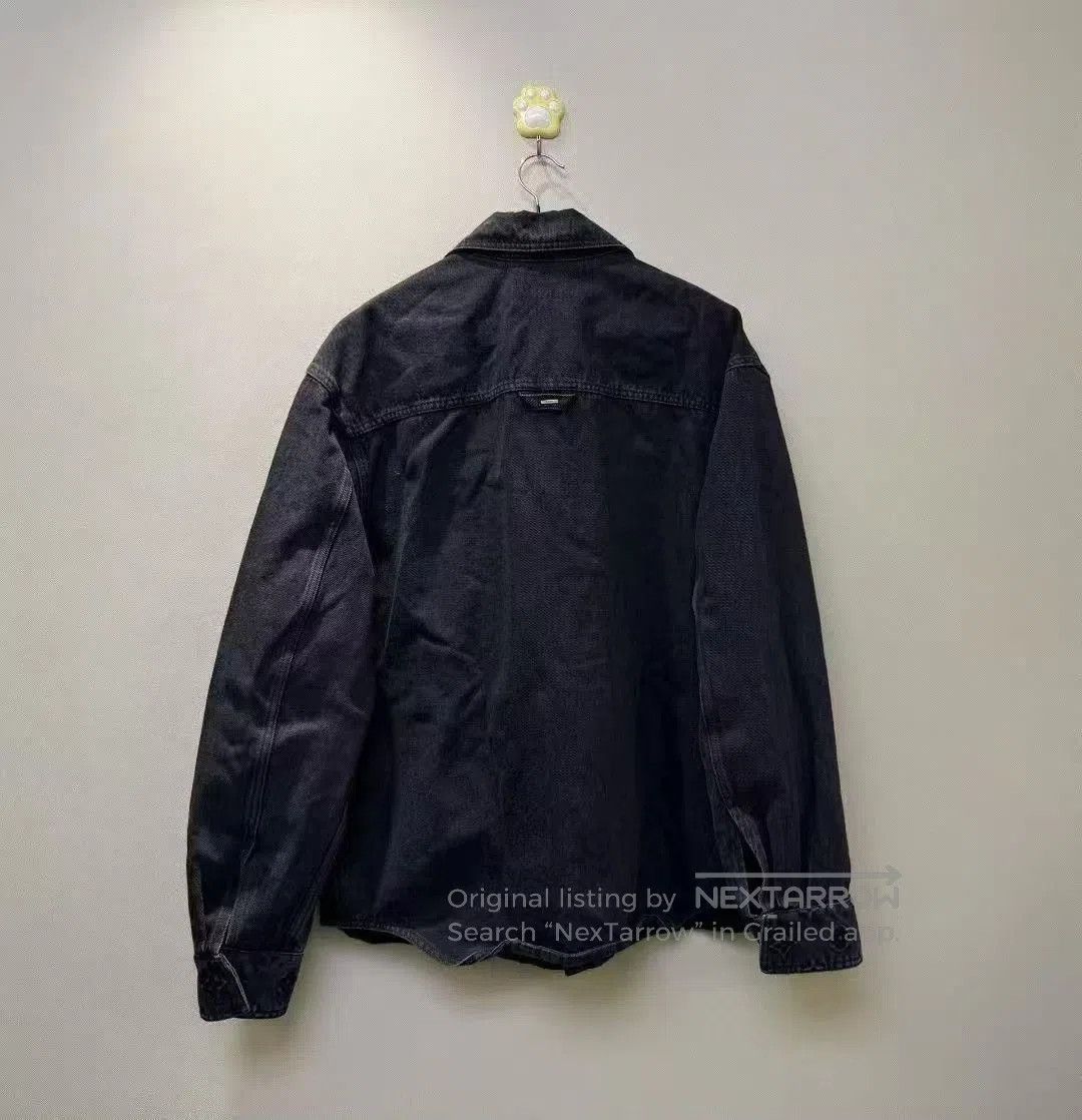 Louis Vuitton Louis Vuitton LV Embossed Logo Denim Jacket. Size US XL / EU 56 / 4 - 4 Thumbnail
